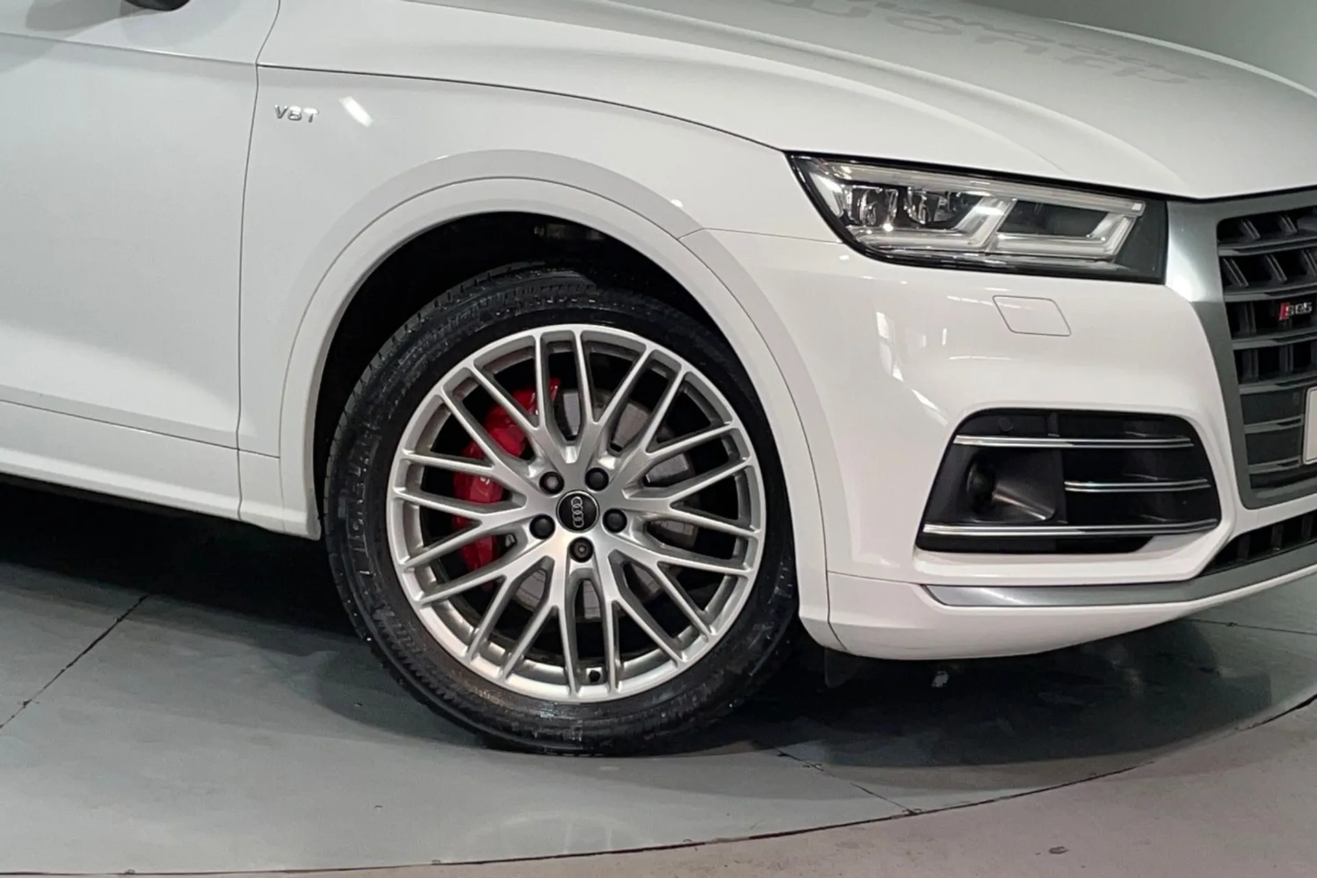 Audi Q5 thumbnail image number 5