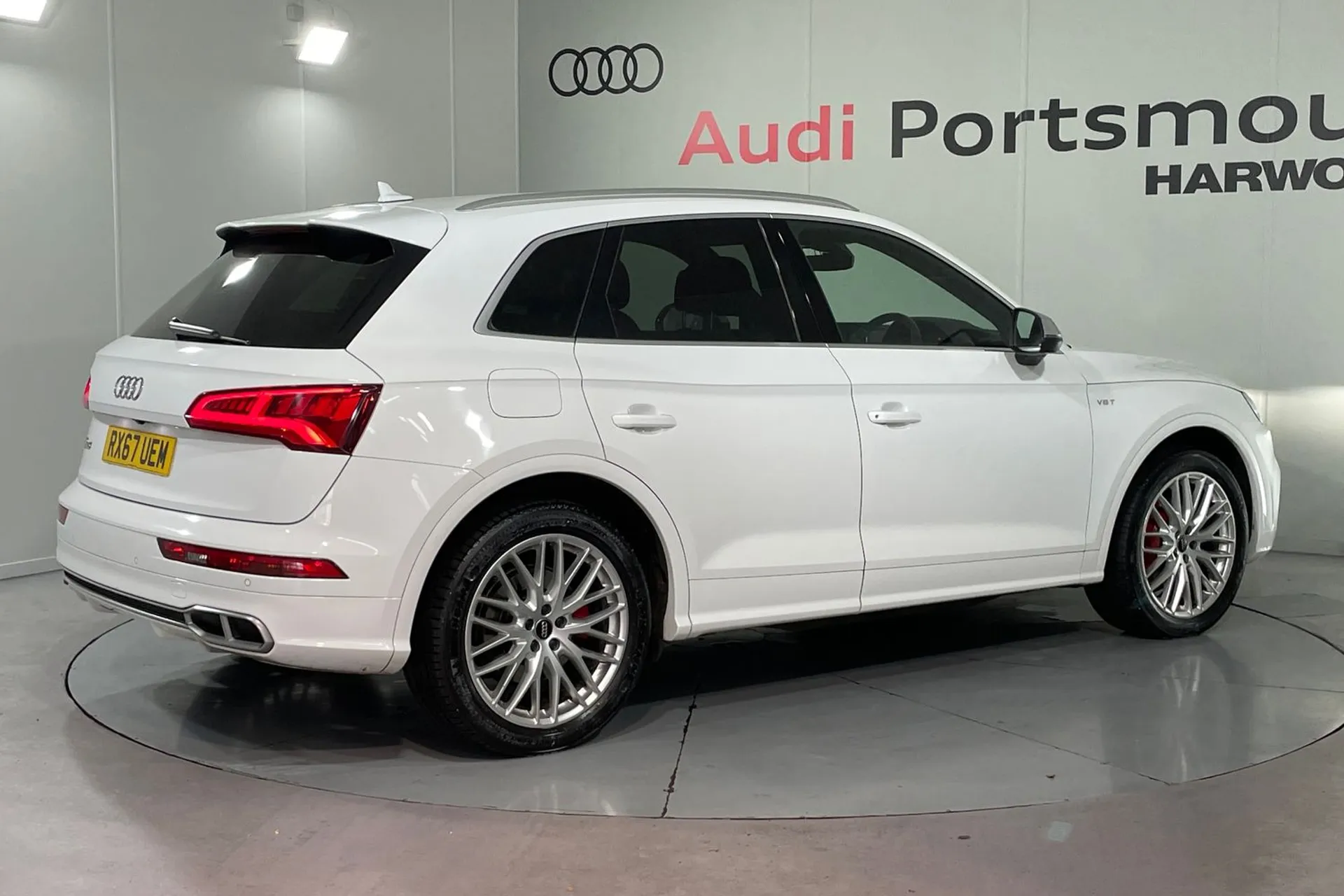 Audi Q5 thumbnail image number 6