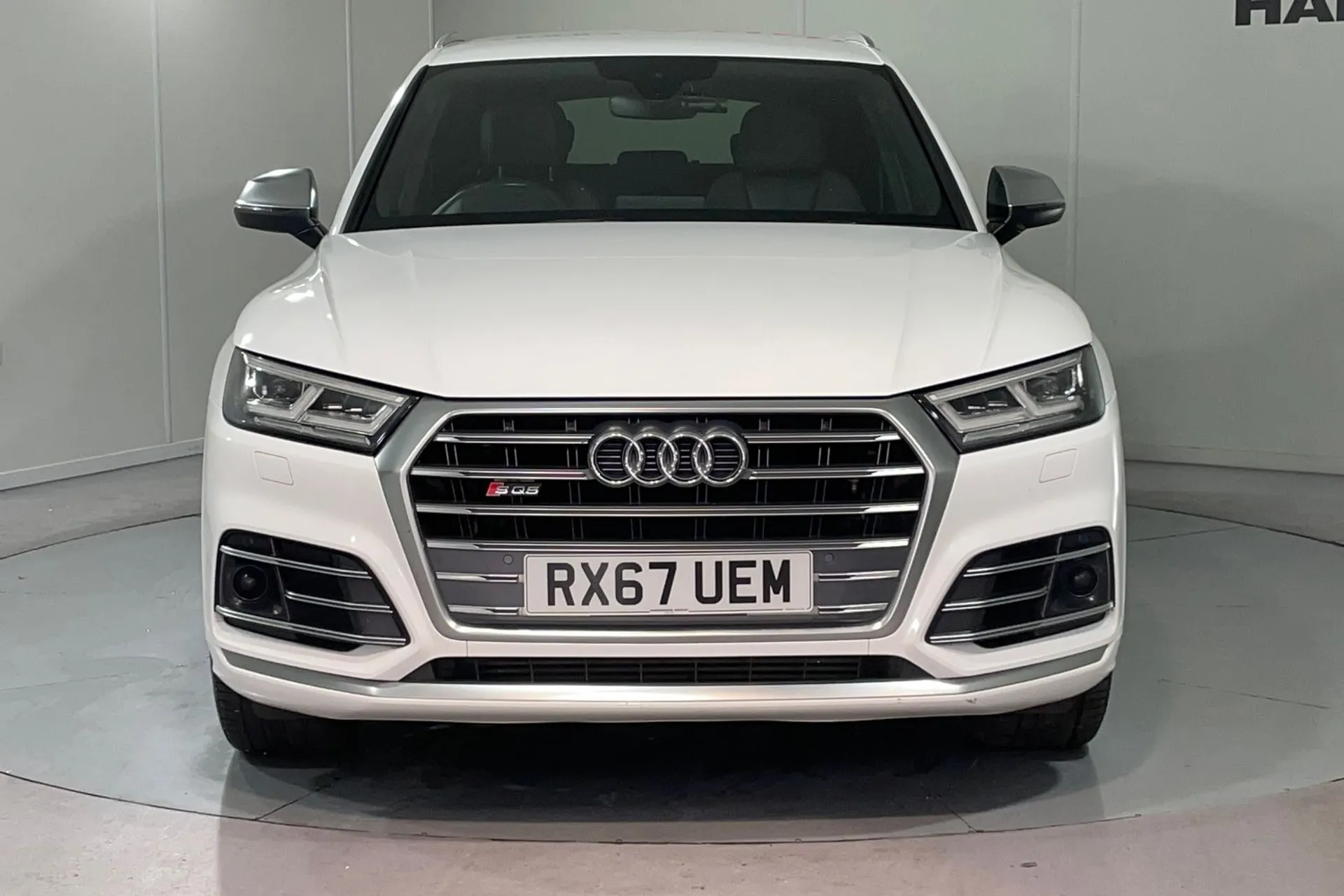 Audi Q5 thumbnail image number 11