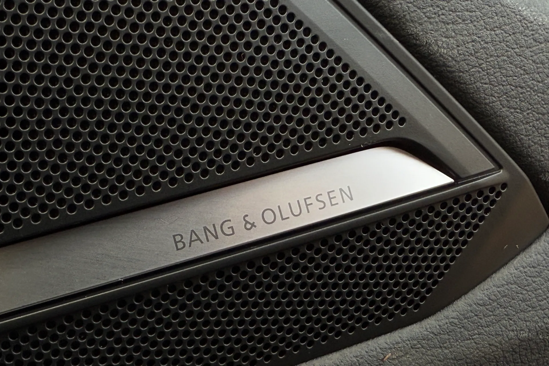 Audi A6 thumbnail image number 8