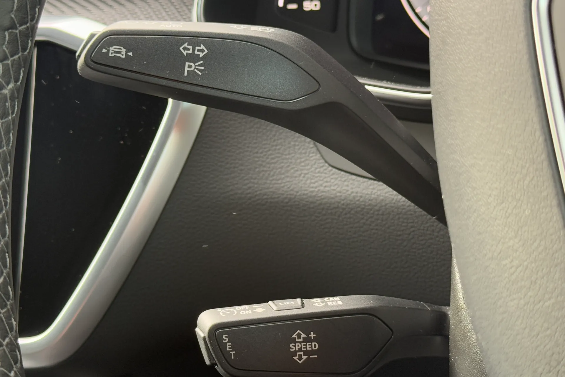 Audi A6 thumbnail image number 20