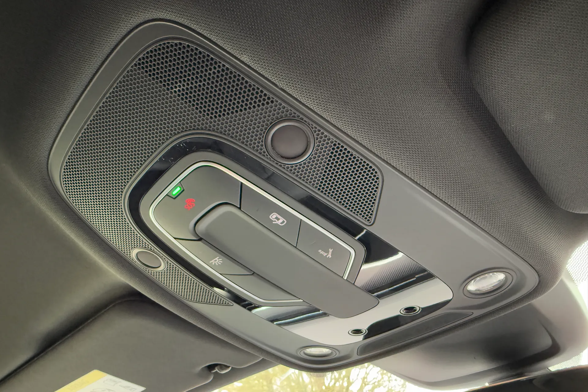 Audi A6 thumbnail image number 39