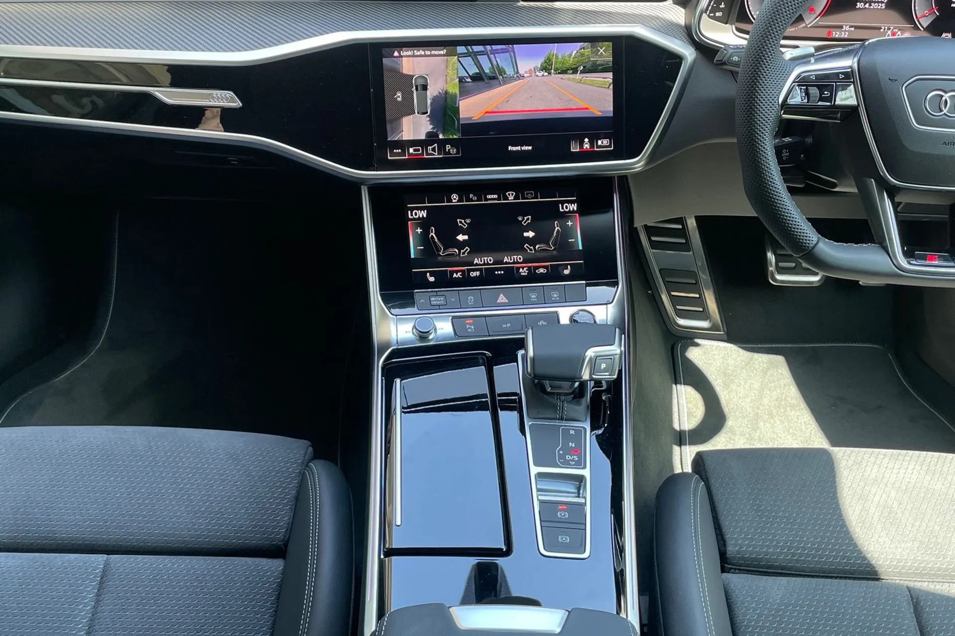 Audi A6 thumbnail image number 34