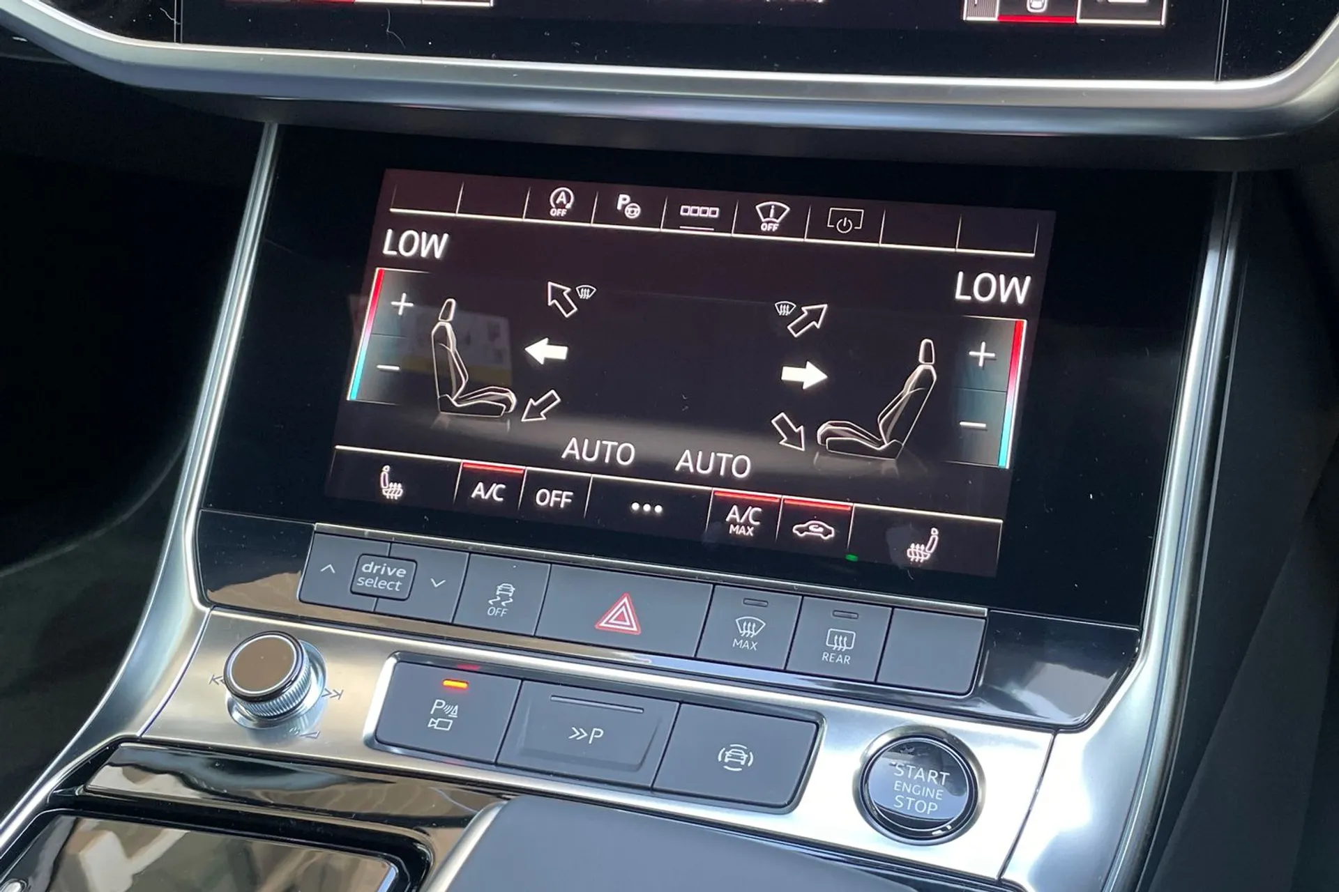 Audi A6 thumbnail image number 38