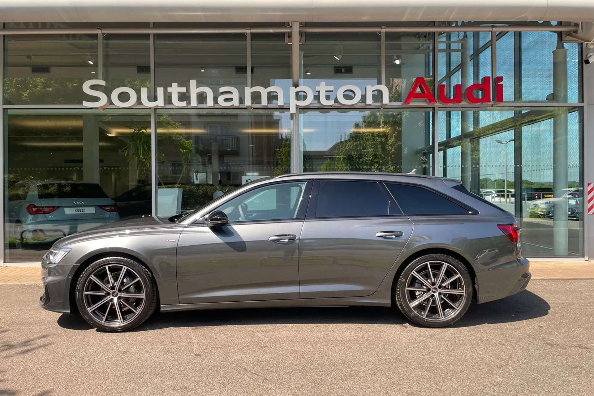 Audi A6 thumbnail image number 8