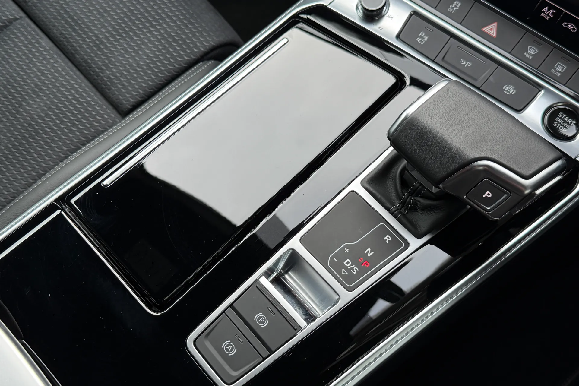 Audi A6 thumbnail image number 37