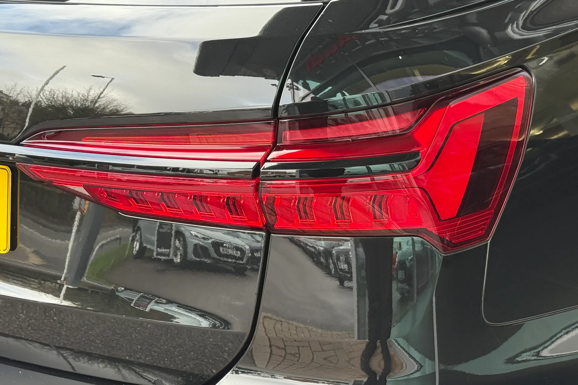 Audi A6 thumbnail image number 57