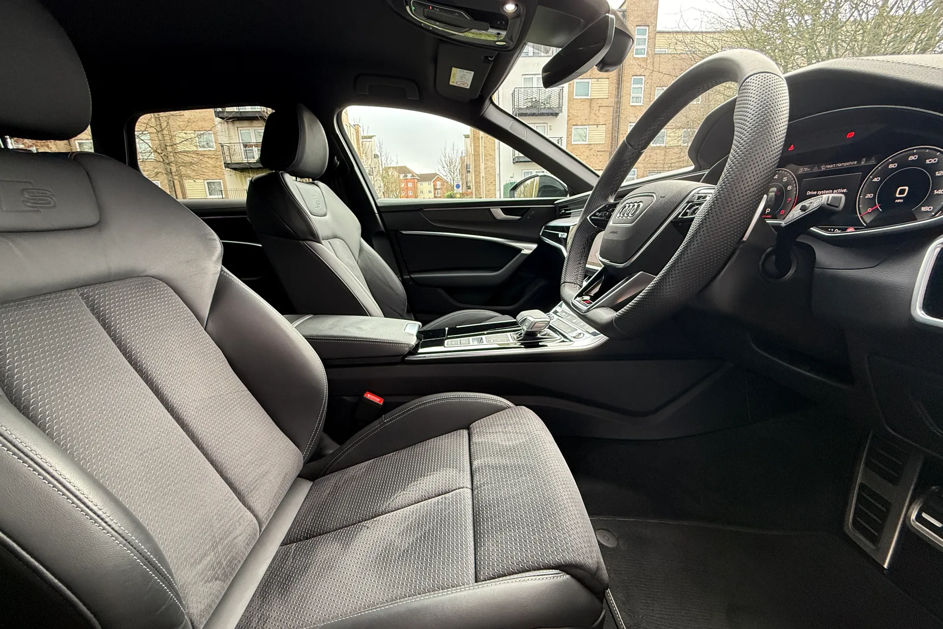 Audi A6 thumbnail image number 43