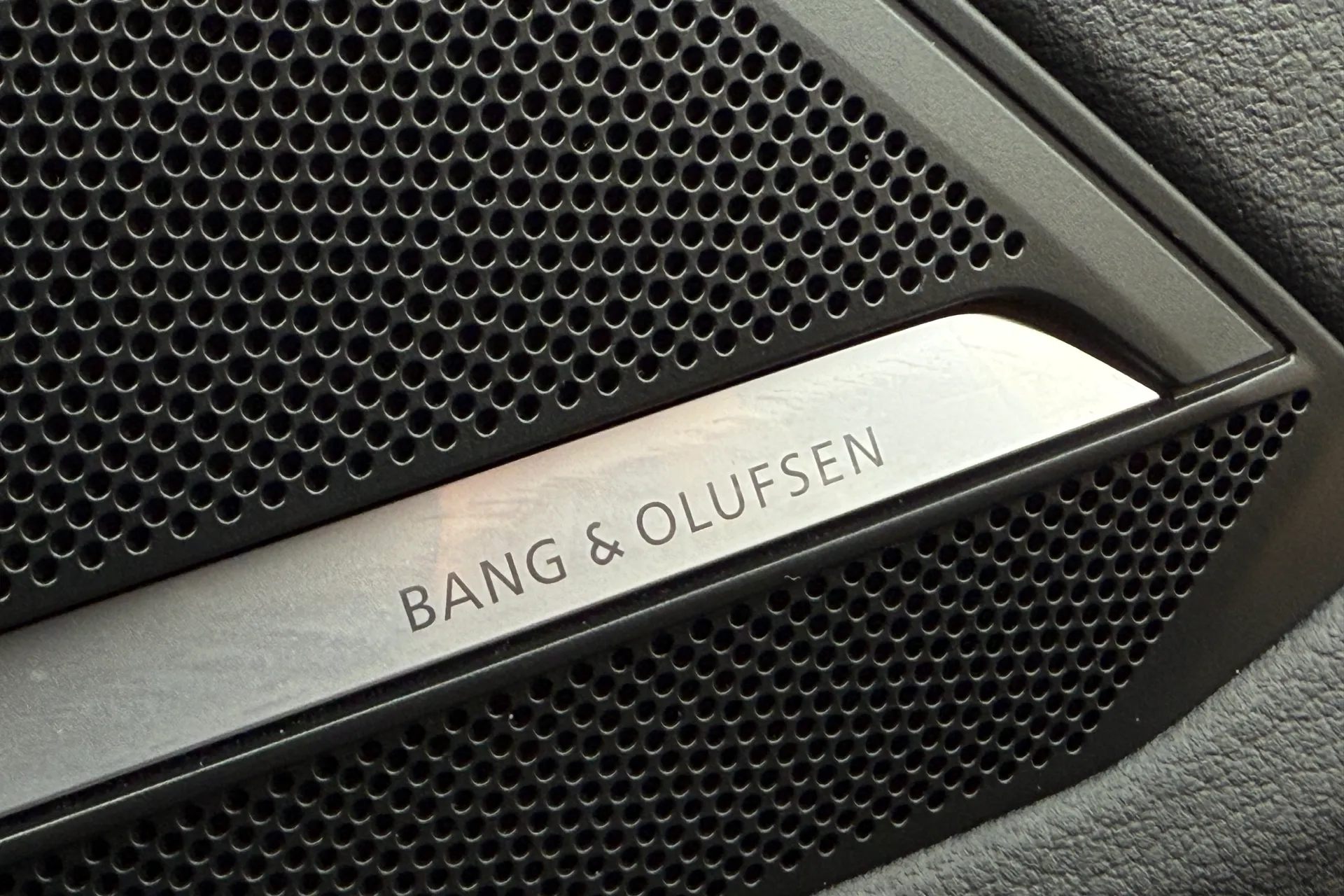 Audi A6 thumbnail image number 6