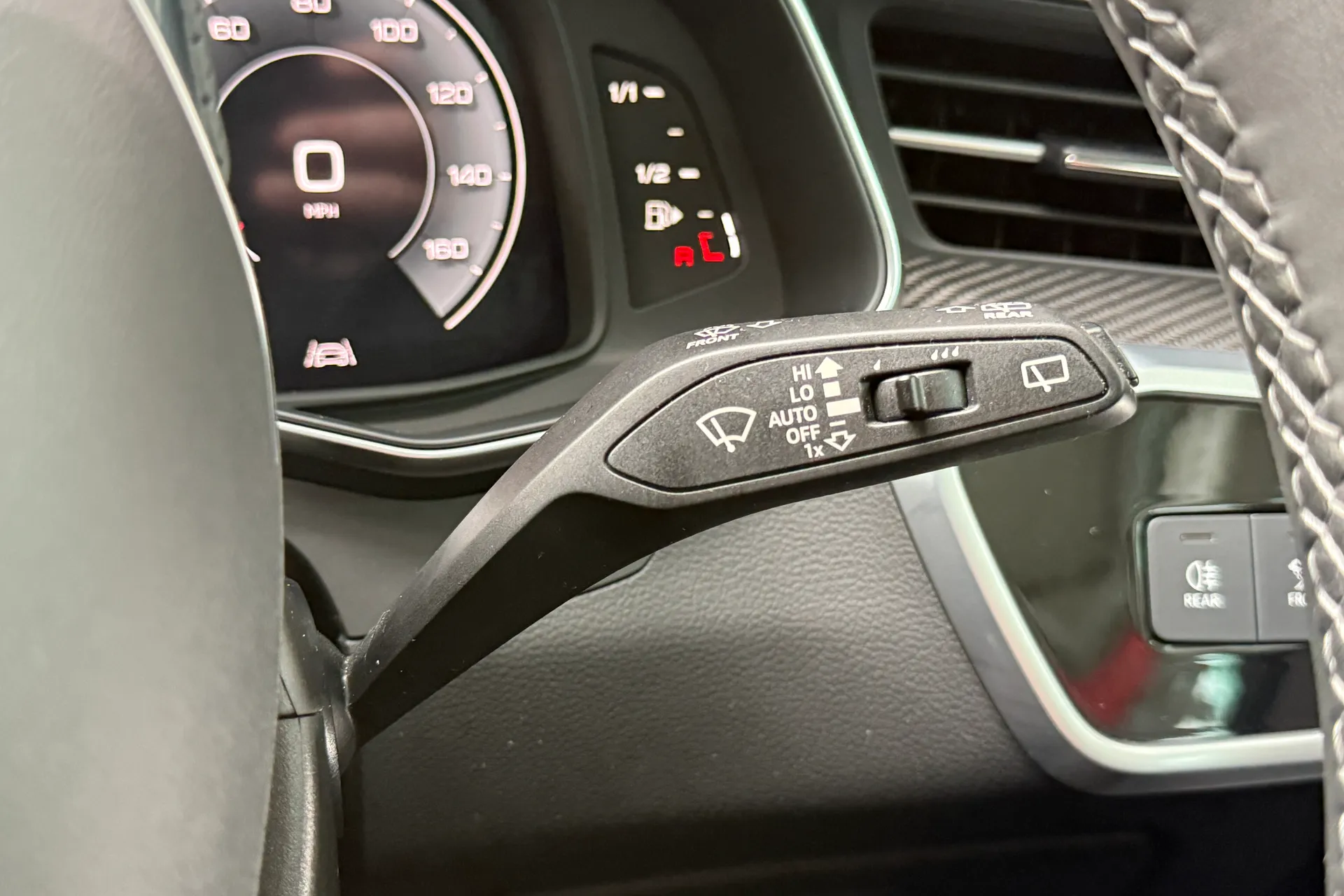 Audi A6 thumbnail image number 20