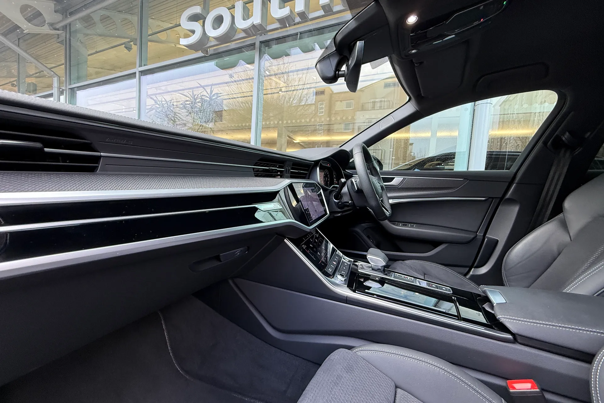 Audi A6 thumbnail image number 10