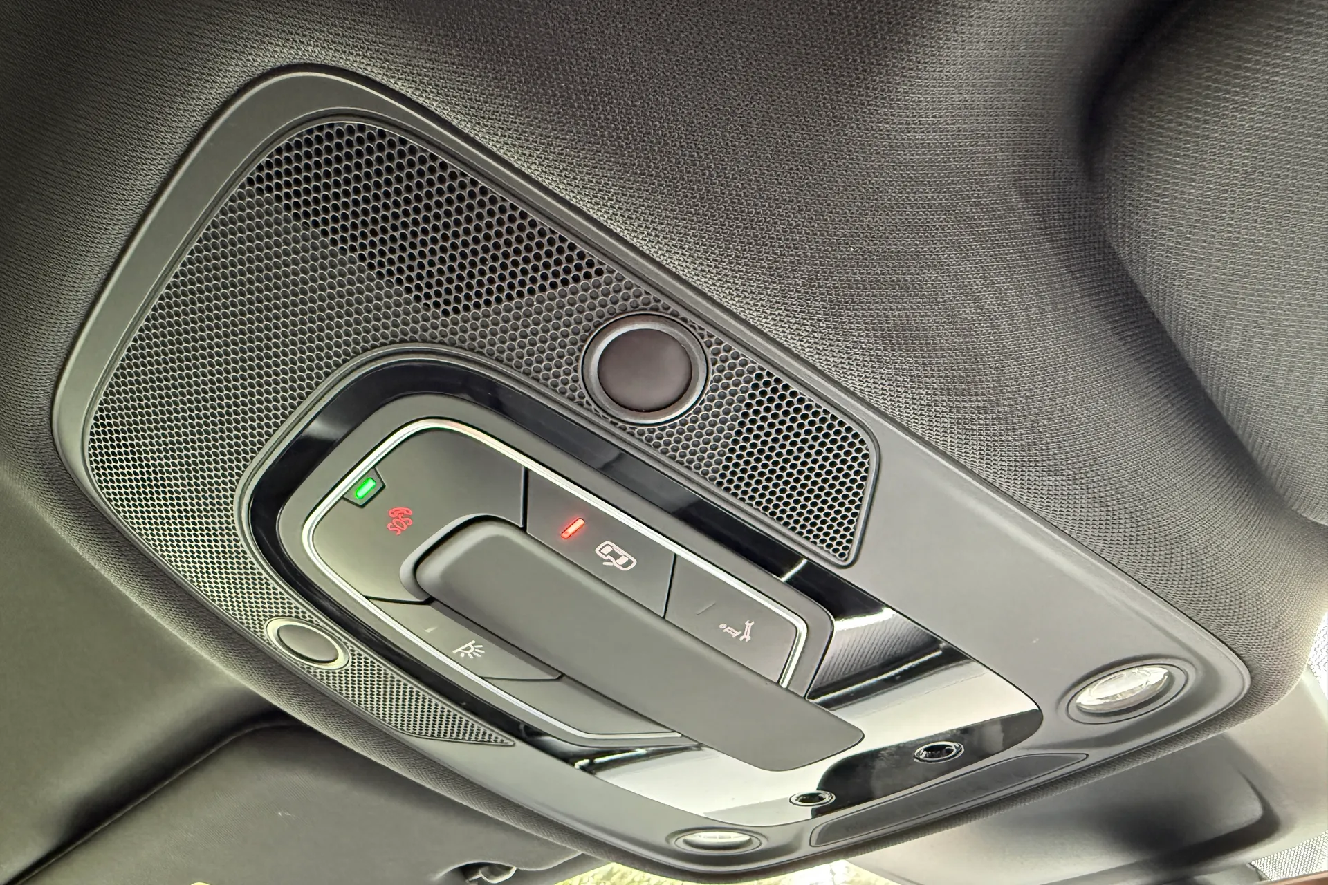 Audi A6 thumbnail image number 42