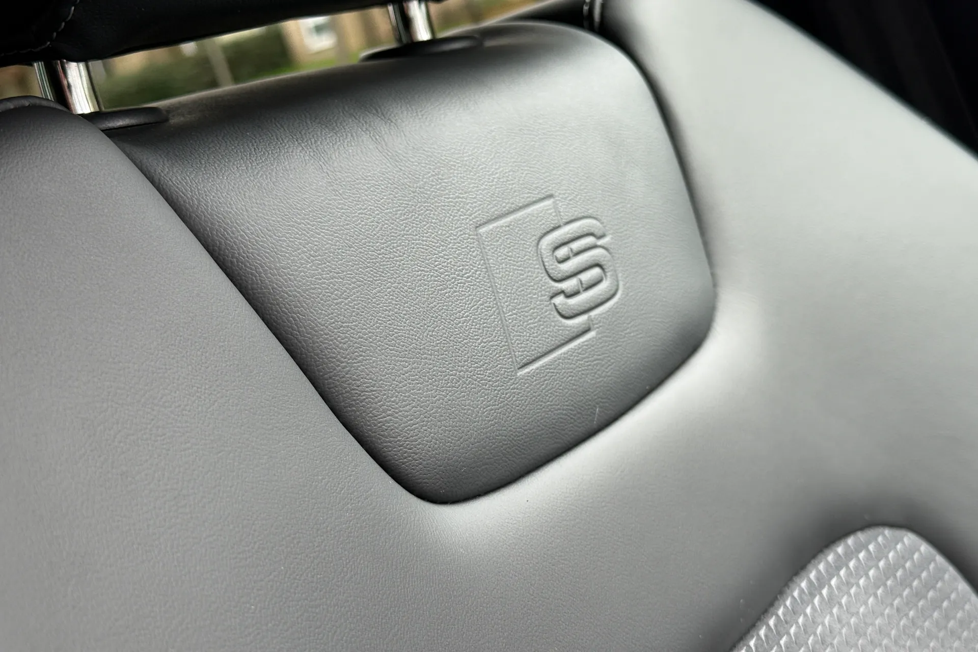 Audi A6 thumbnail image number 41