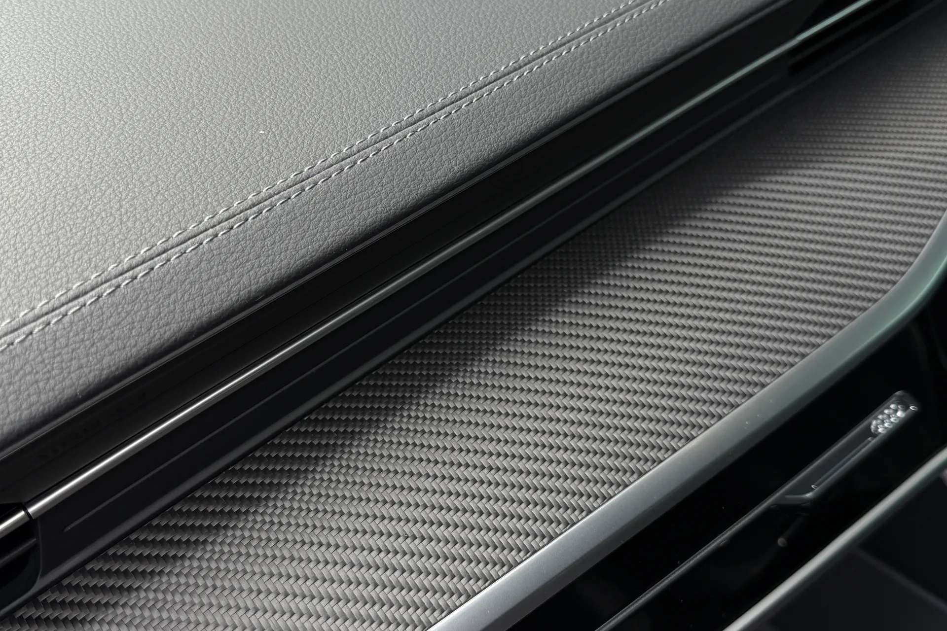 Audi A6 thumbnail image number 66