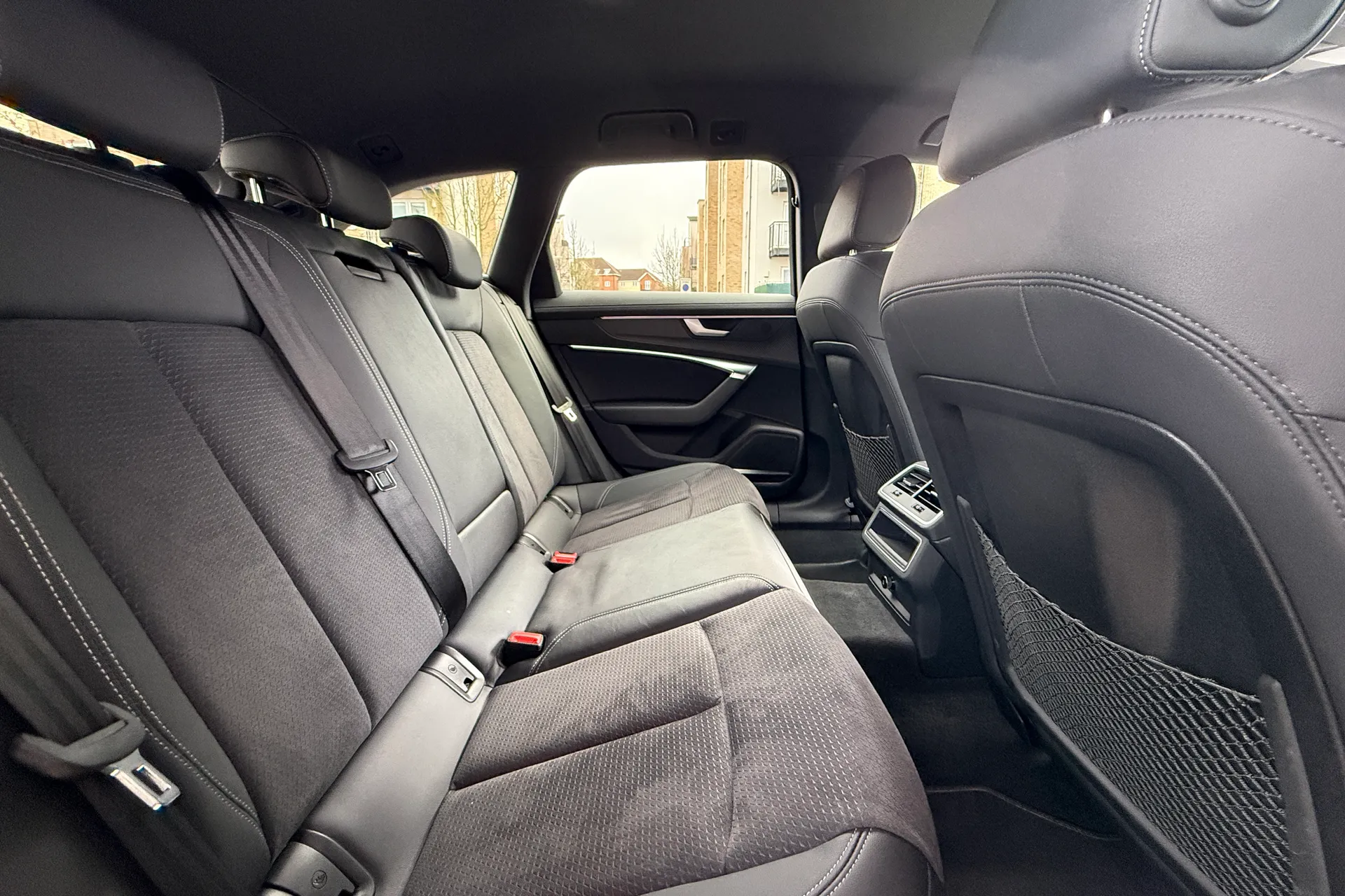 Audi A6 thumbnail image number 49