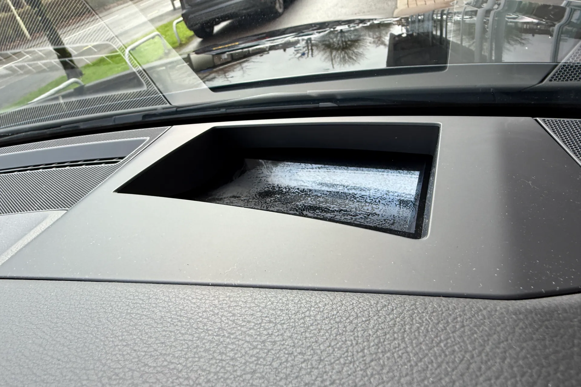 Audi A6 thumbnail image number 71