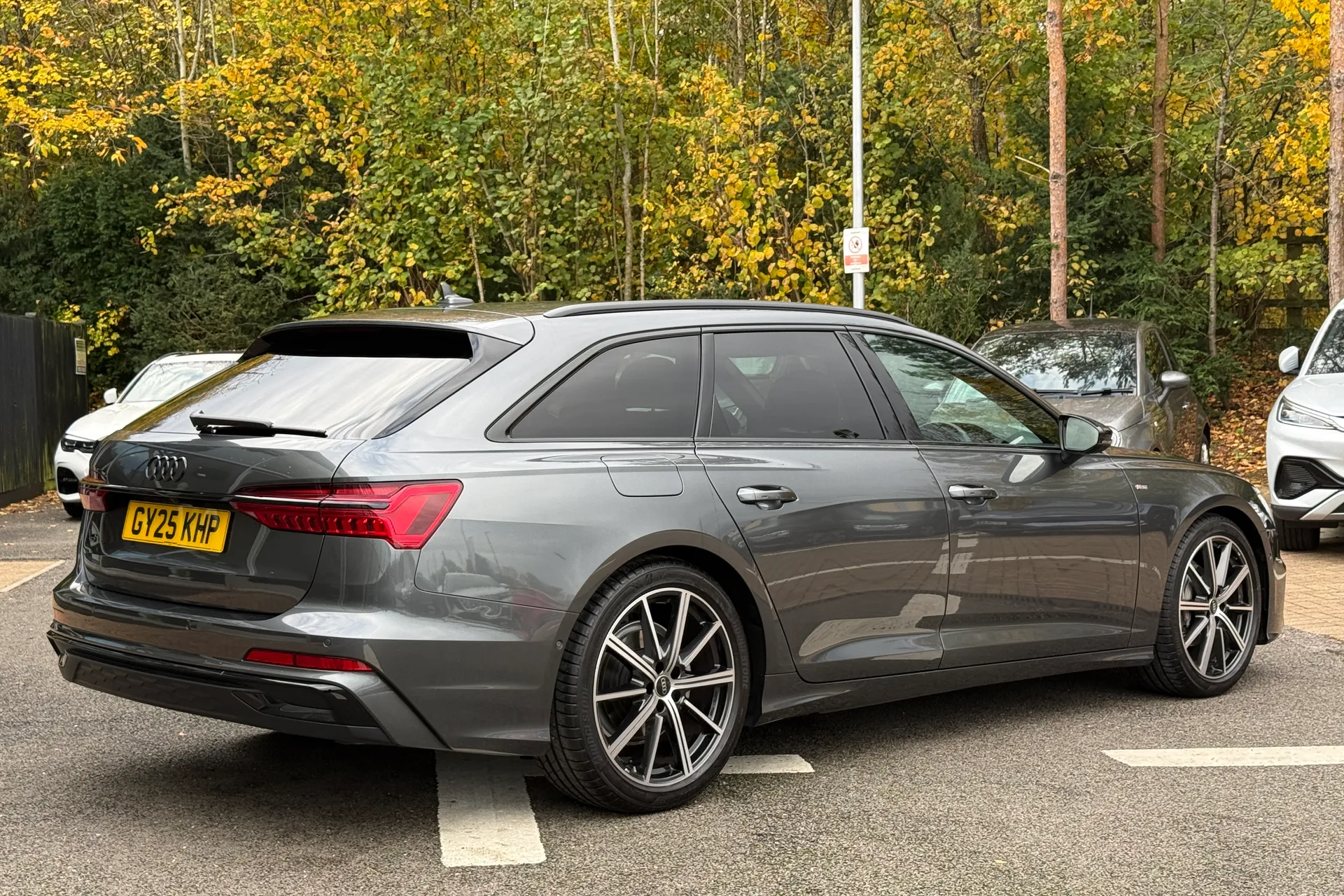 Audi A6 thumbnail image number 45