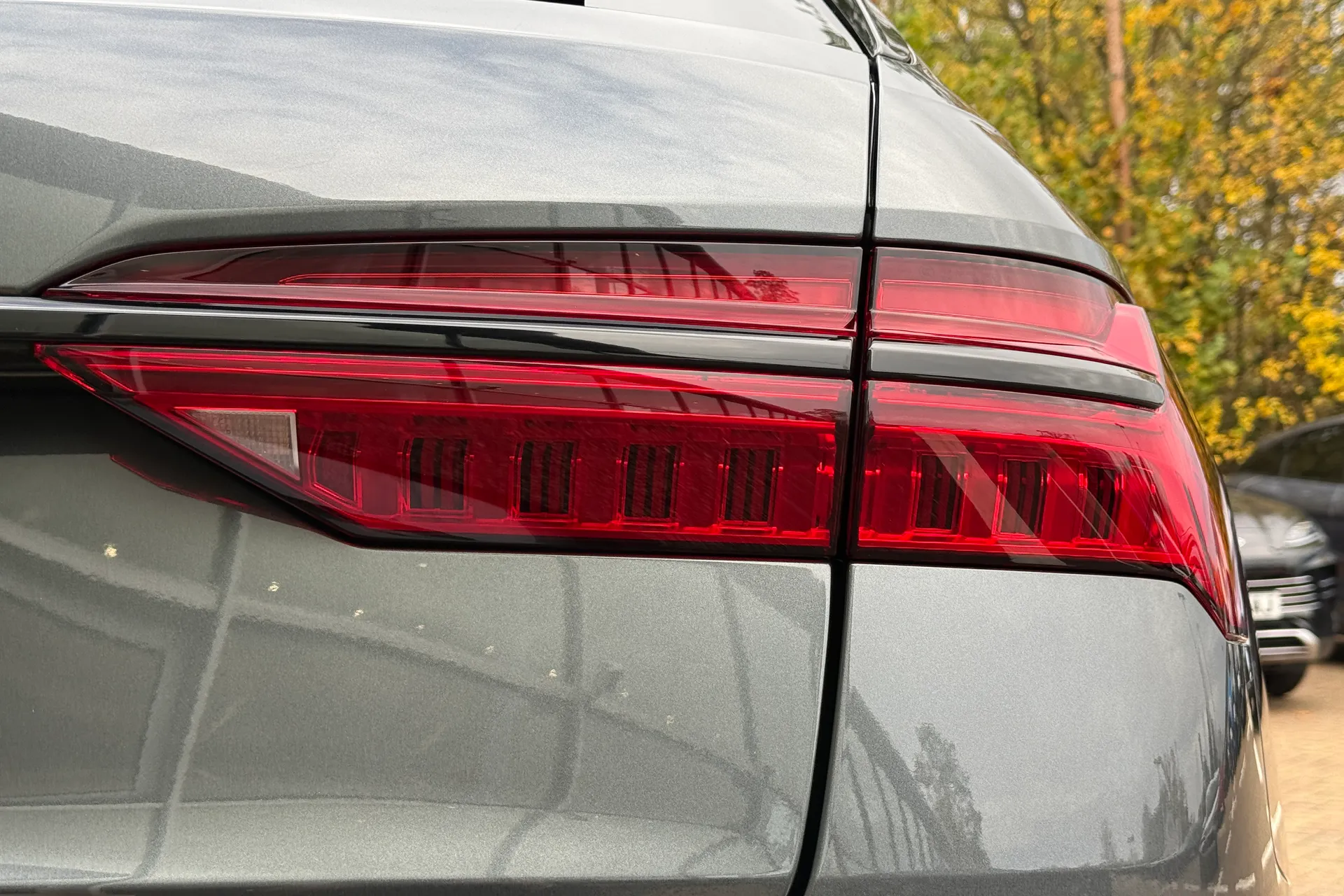 Audi A6 thumbnail image number 54