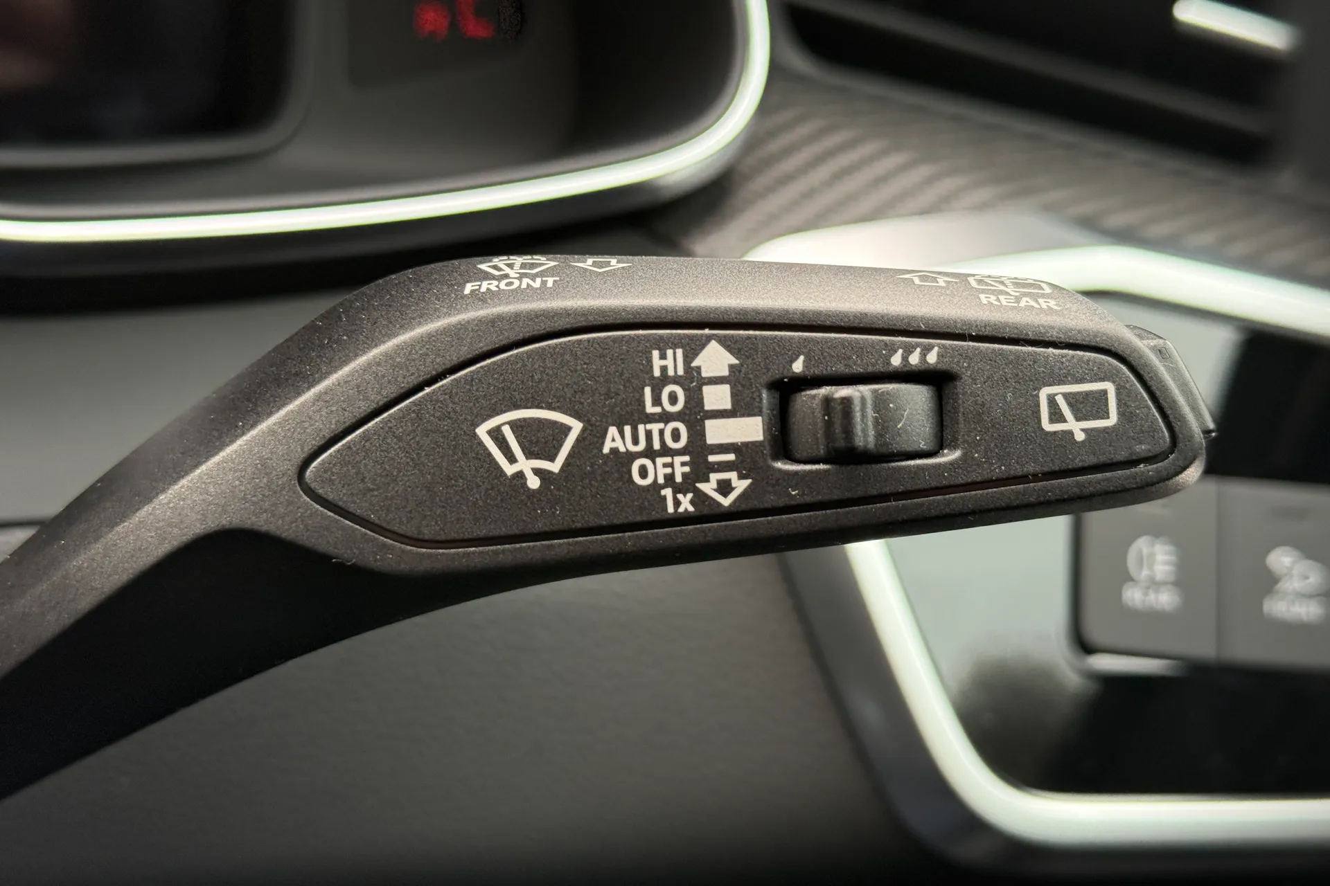 Audi A6 thumbnail image number 14