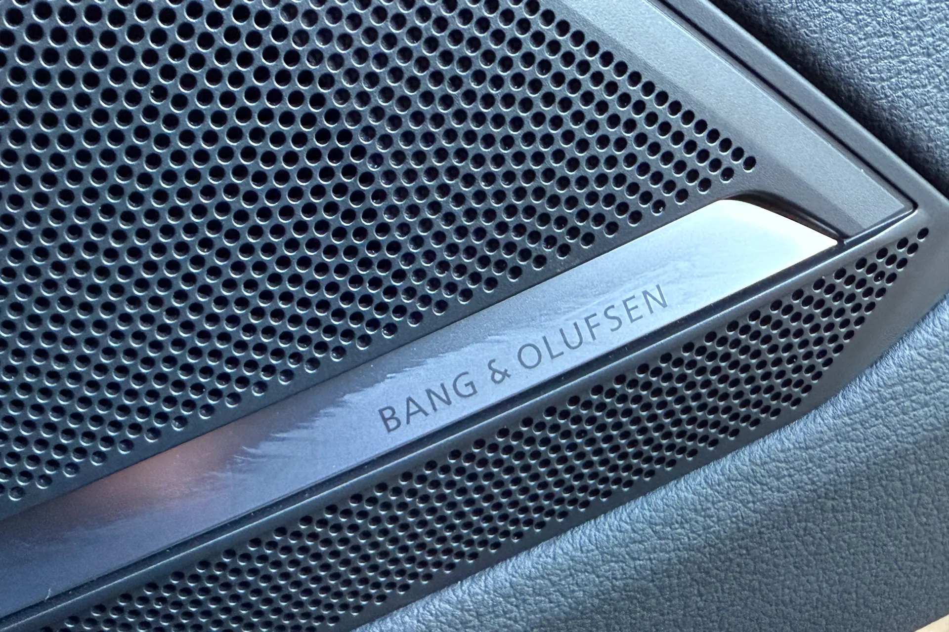 Audi A6 thumbnail image number 6