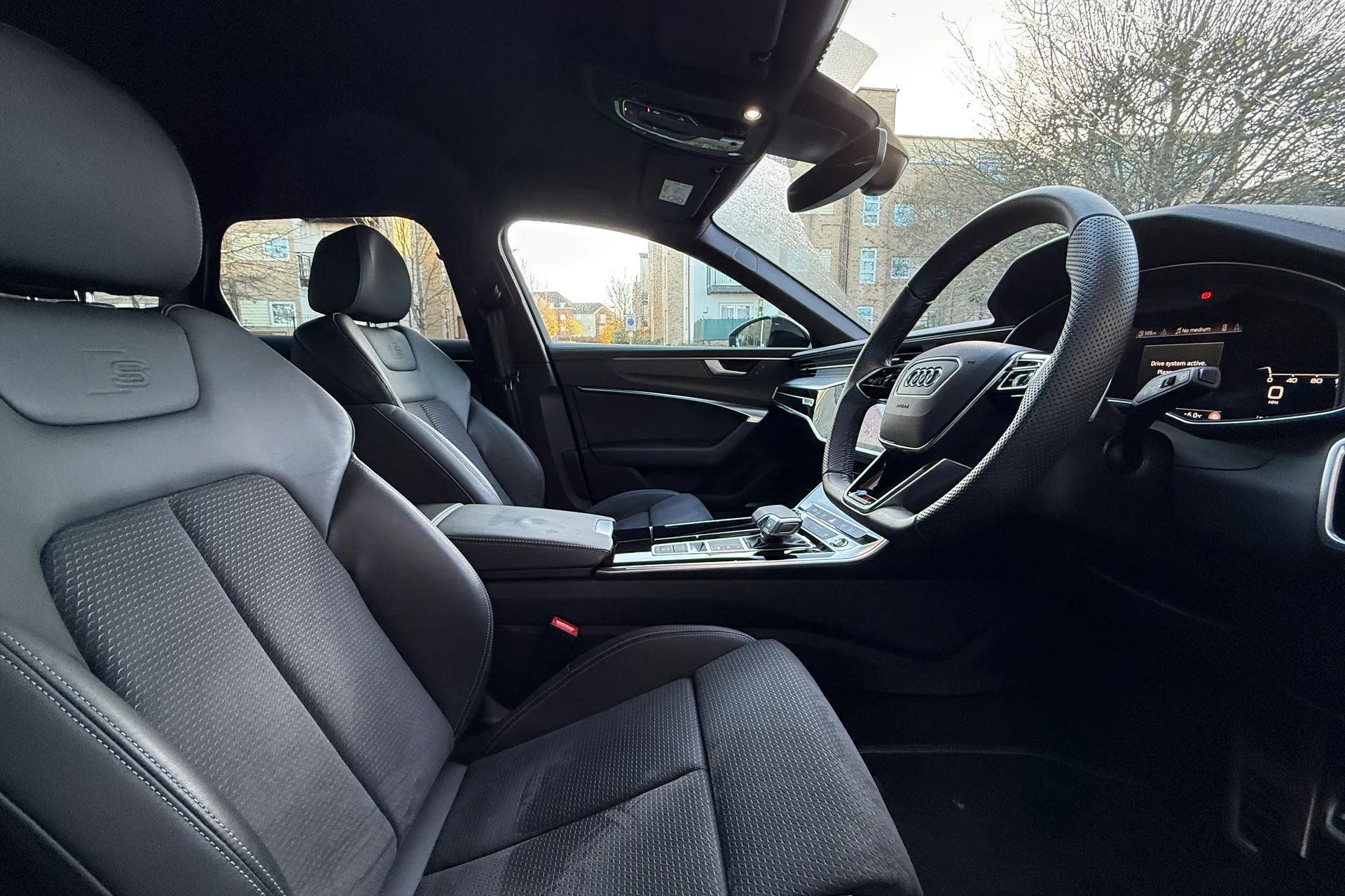 Audi A6 thumbnail image number 36