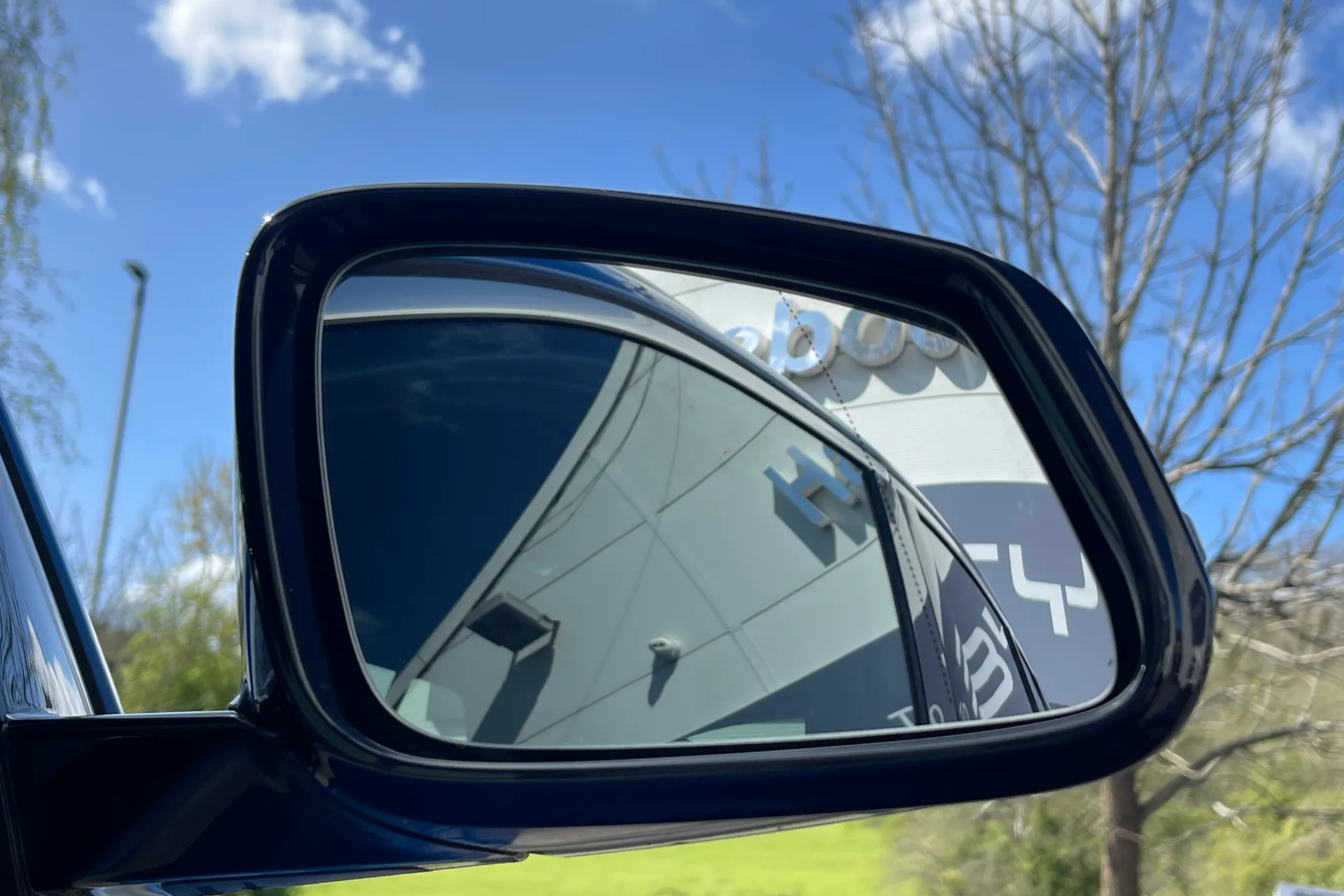 BMW X2 thumbnail image number 43