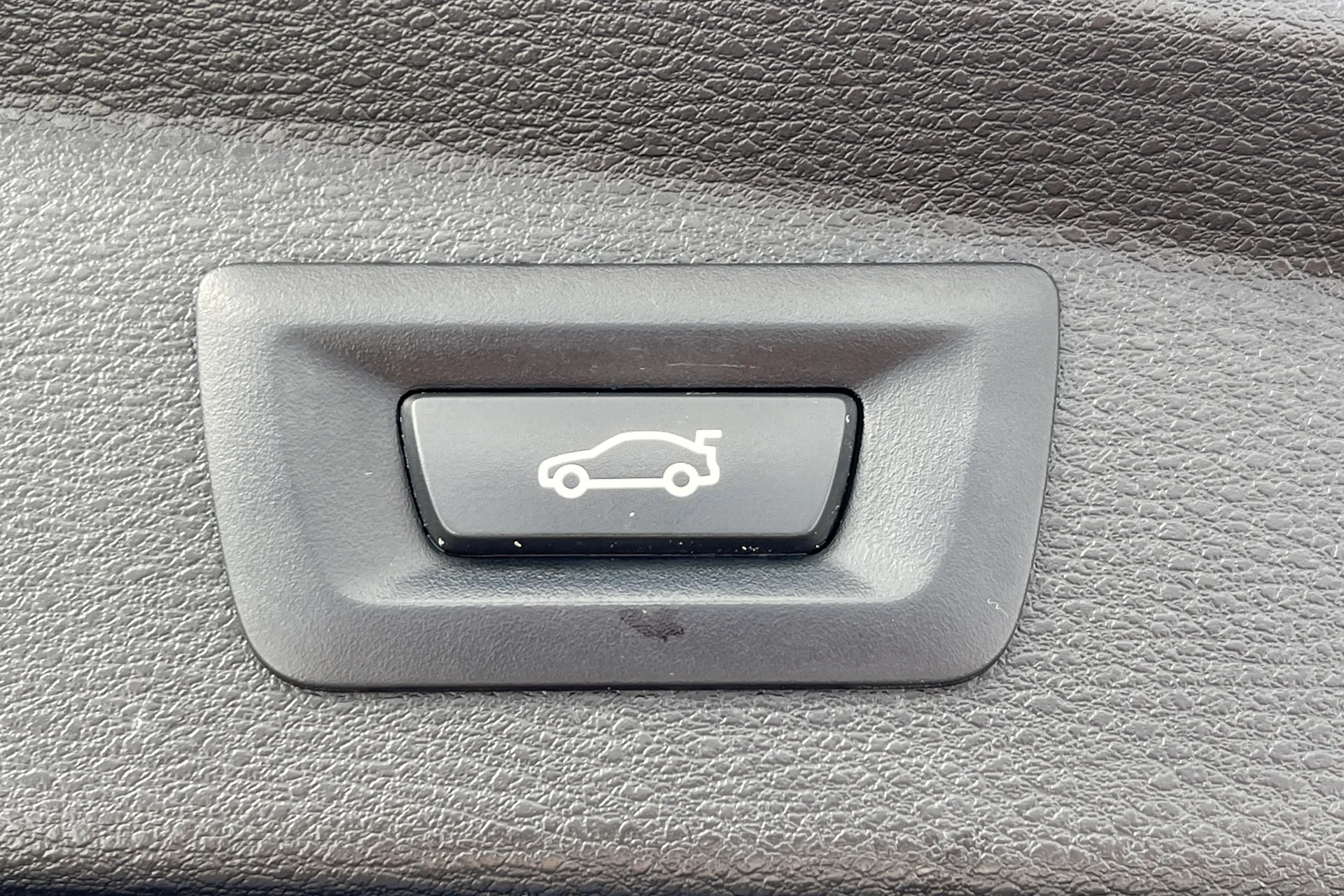 BMW X2 thumbnail image number 33