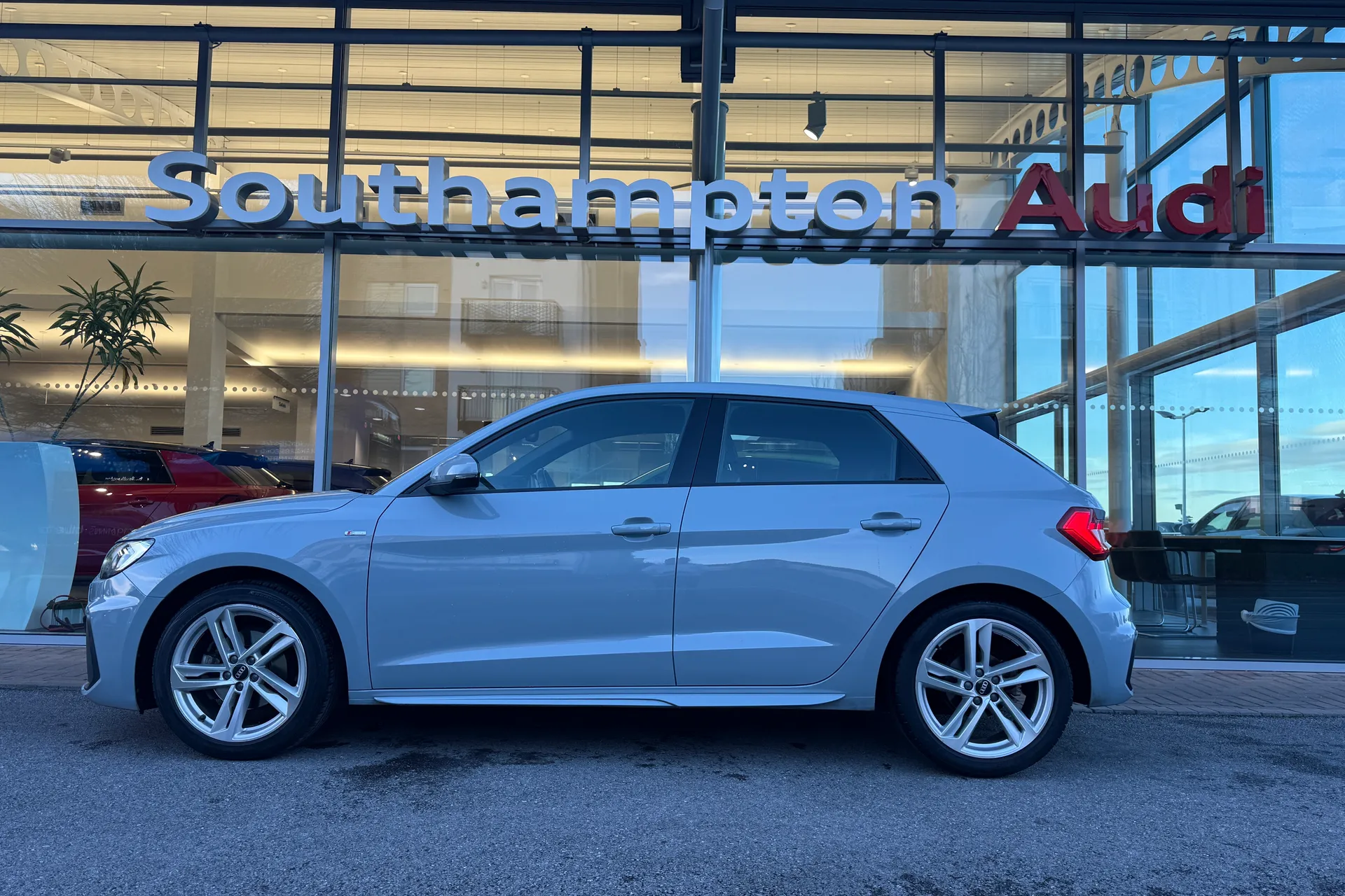 Audi A1 thumbnail image number 56