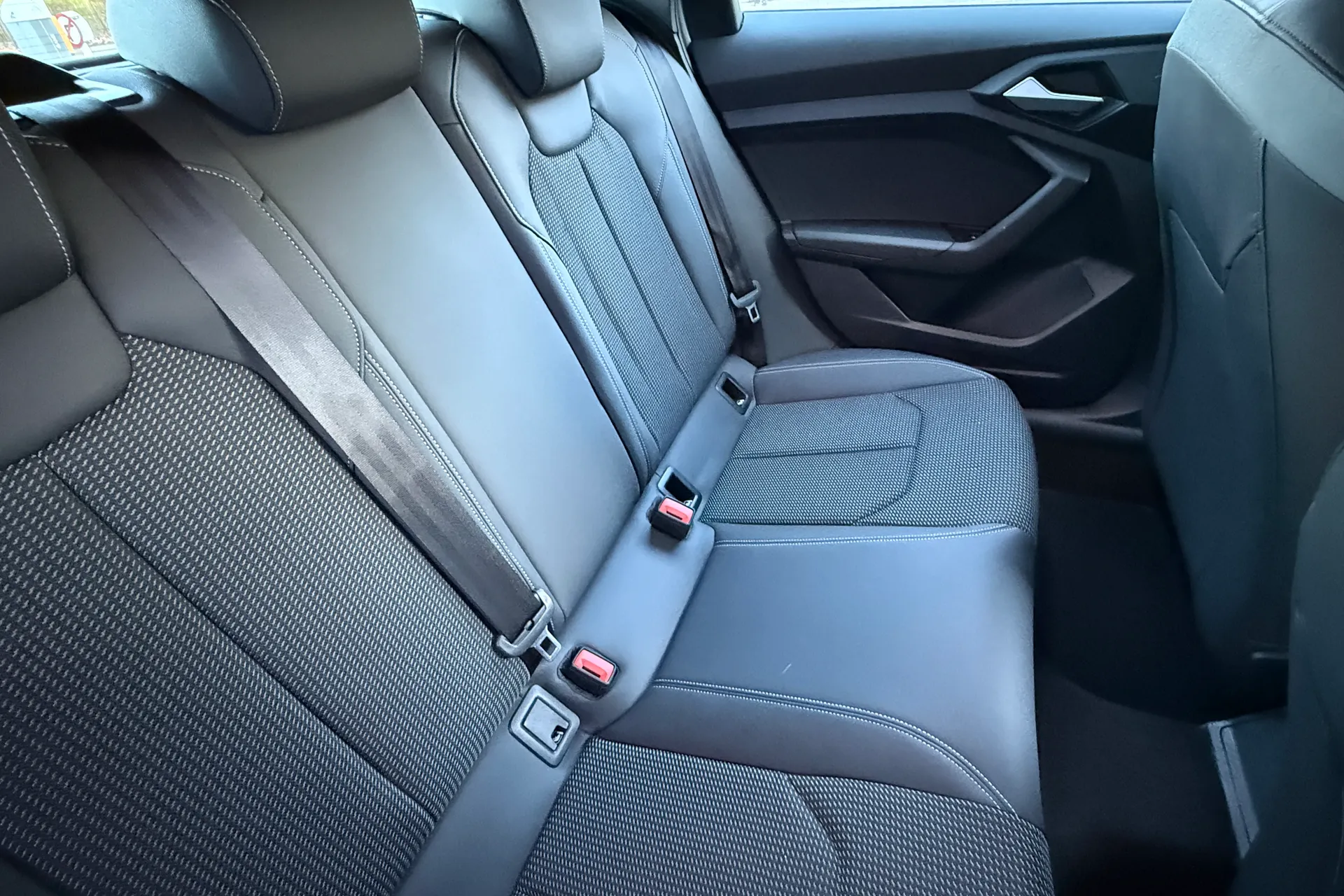 Audi A1 thumbnail image number 35