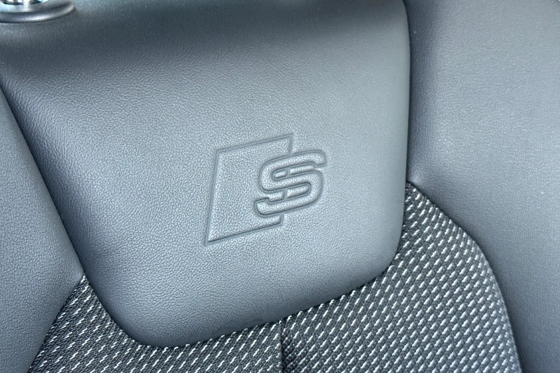 Audi A1 thumbnail image number 31