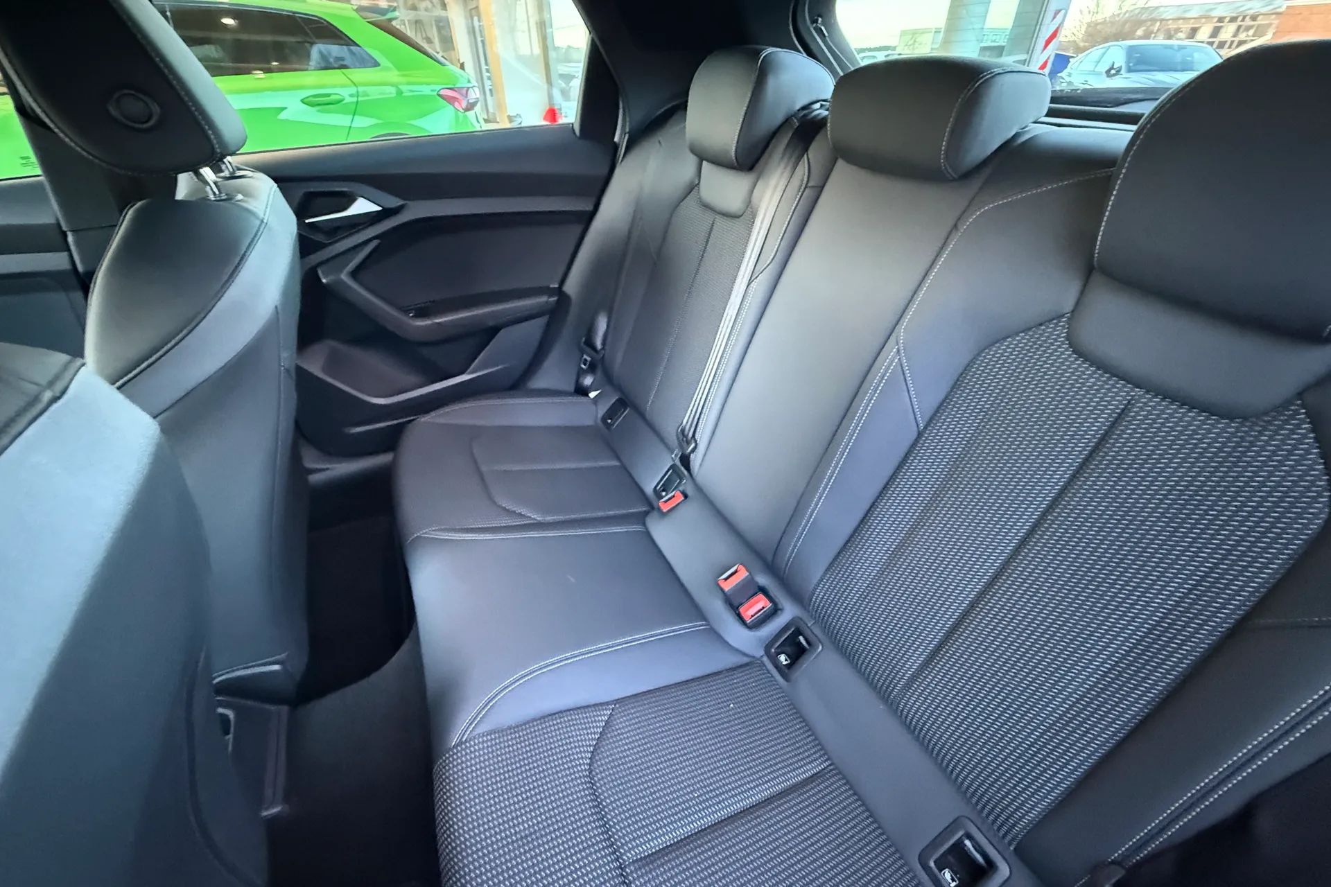 Audi A1 thumbnail image number 43