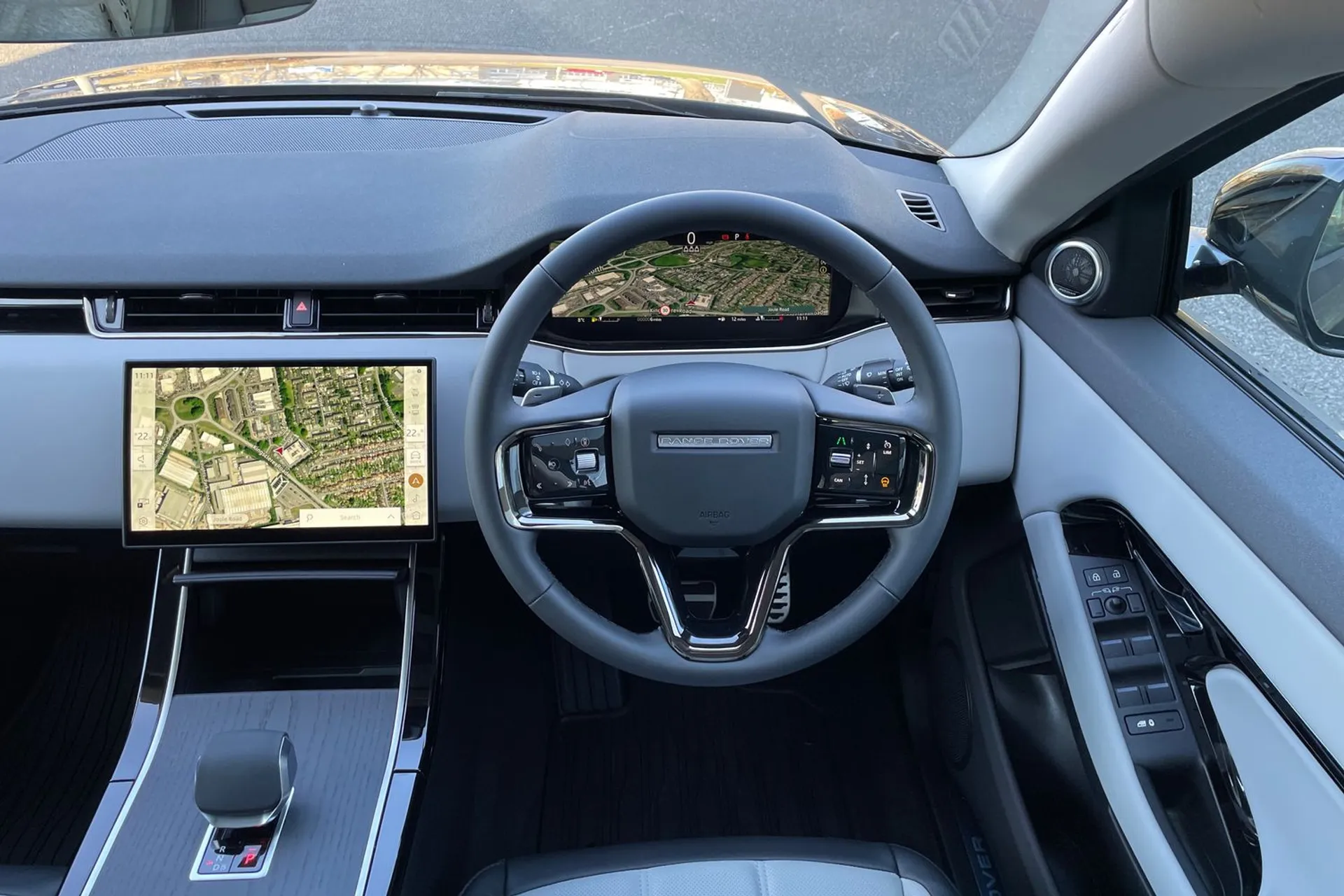LAND ROVER RANGE ROVER EVOQUE thumbnail image number 12