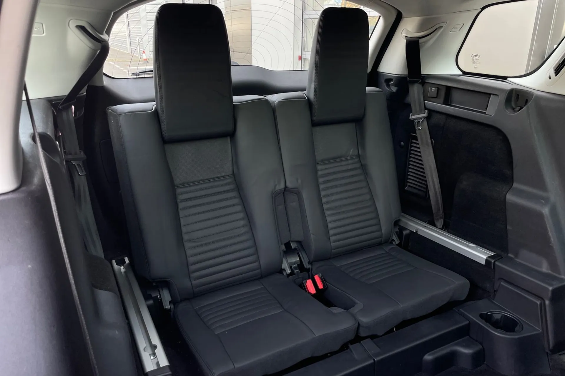 LAND ROVER DISCOVERY SPORT thumbnail image number 31