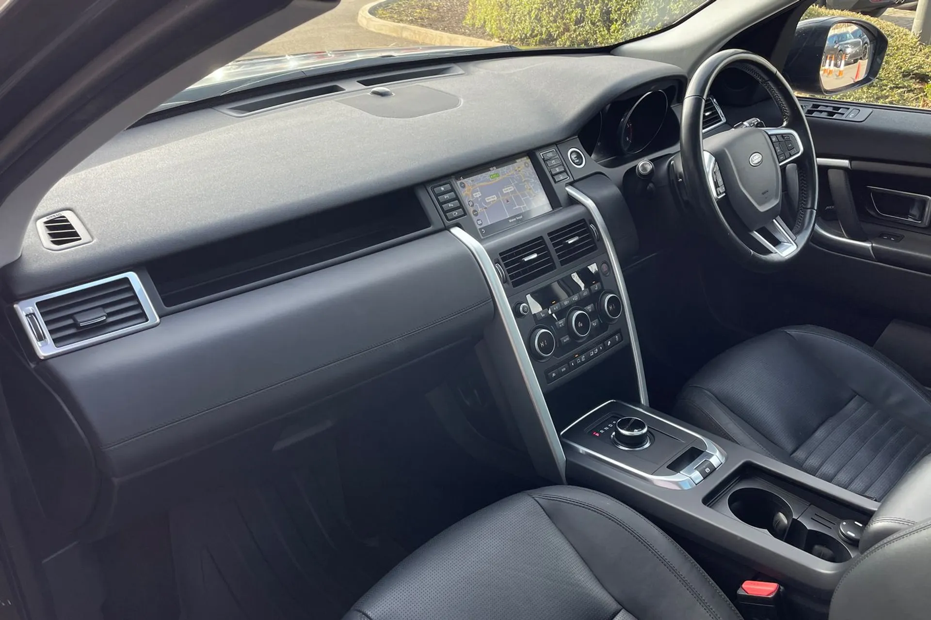 LAND ROVER DISCOVERY SPORT thumbnail image number 37