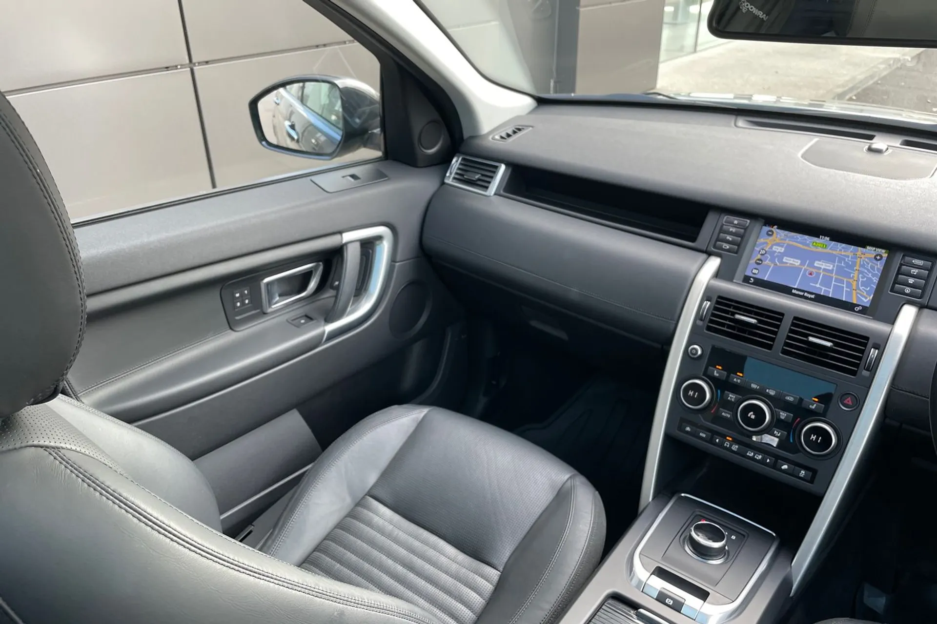 LAND ROVER DISCOVERY SPORT thumbnail image number 22