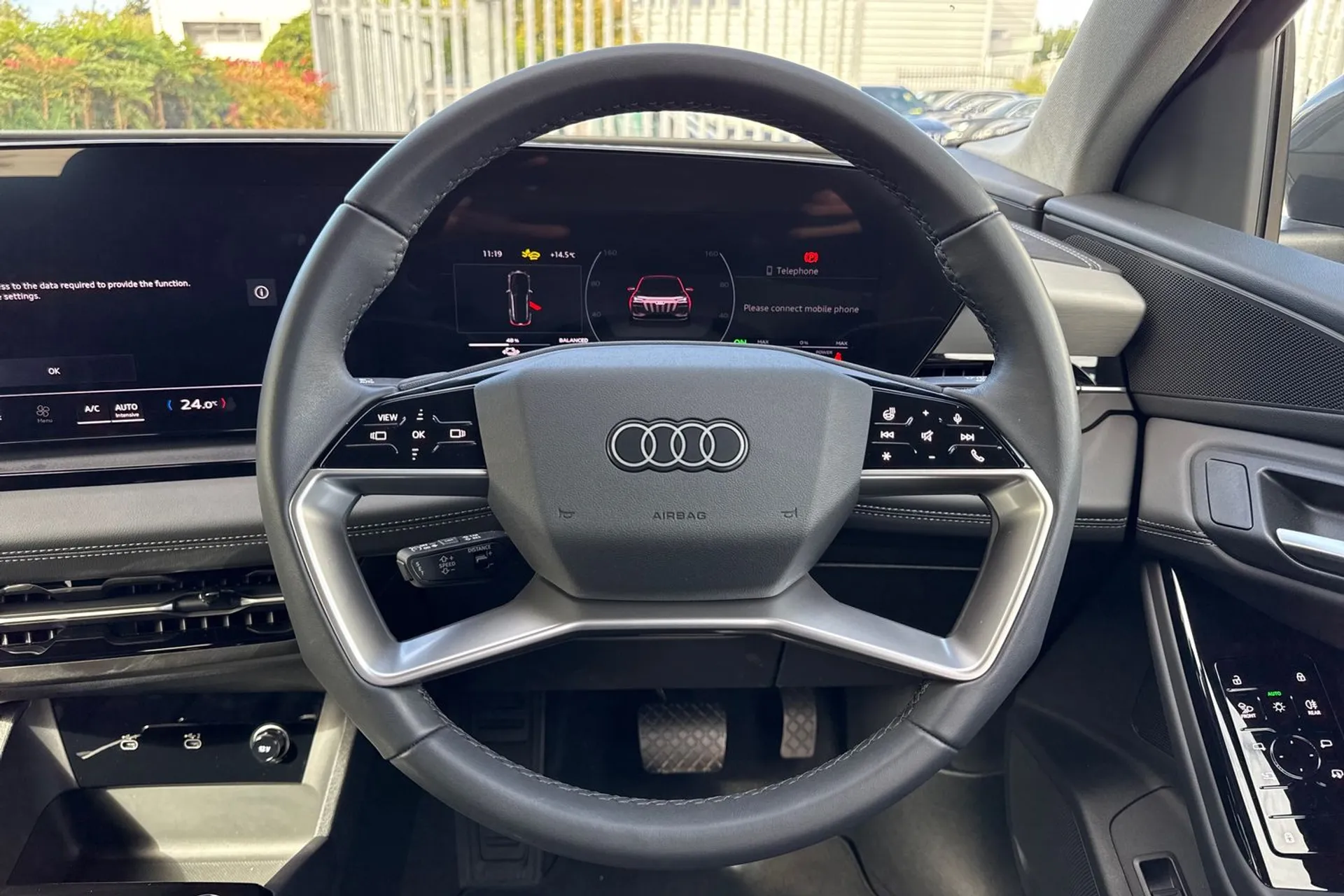 Audi Q6 thumbnail image number 40