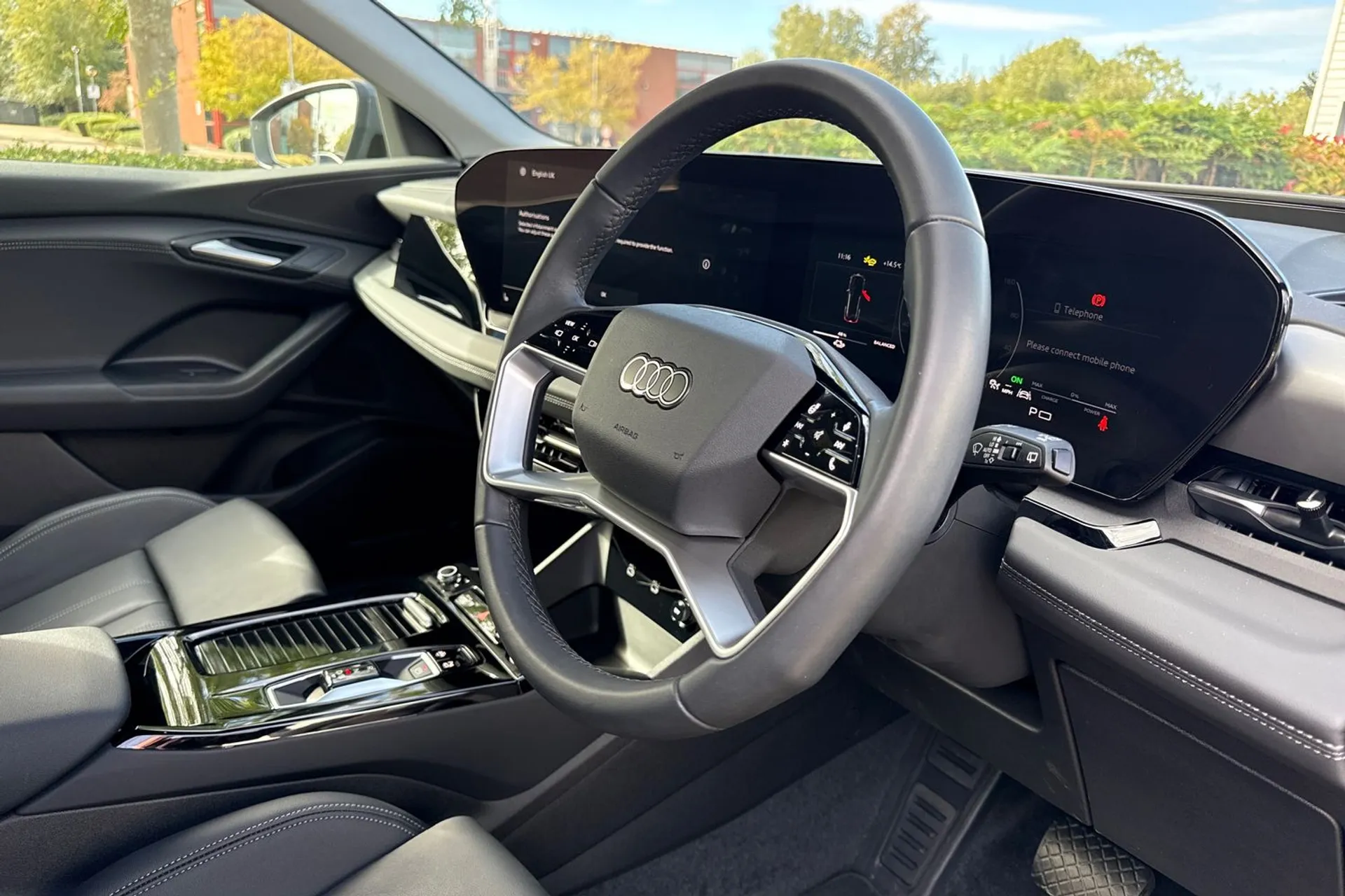 Audi Q6 thumbnail image number 26