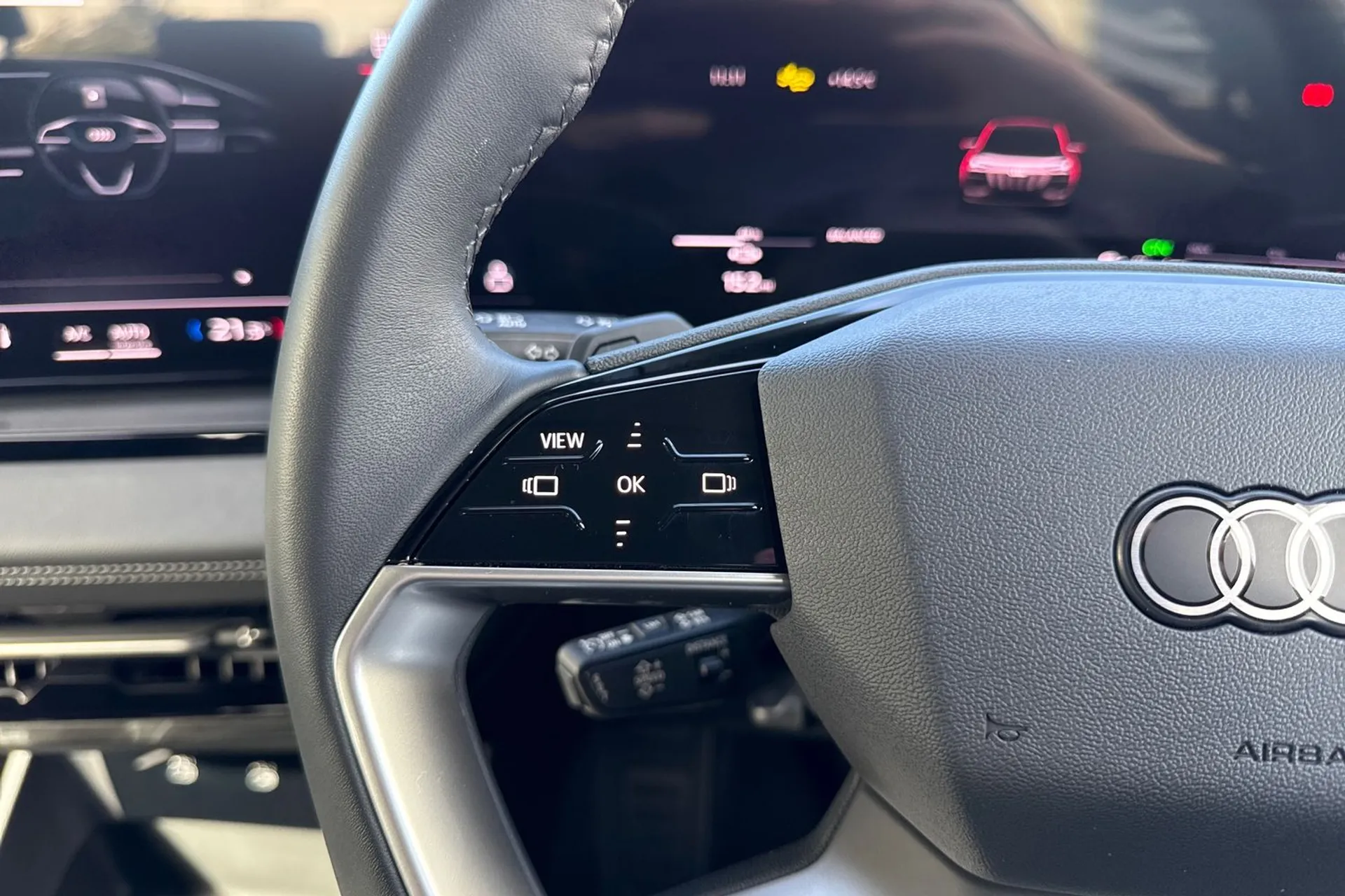 Audi Q6 thumbnail image number 42