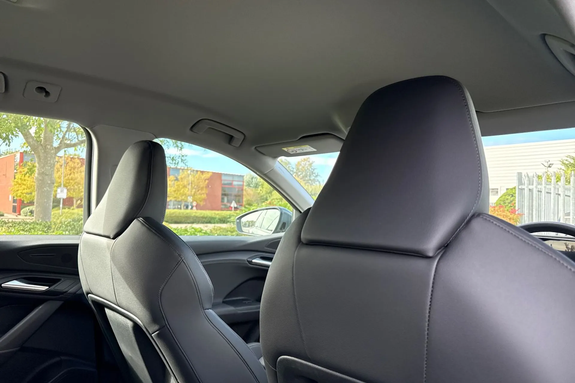 Audi Q6 thumbnail image number 23