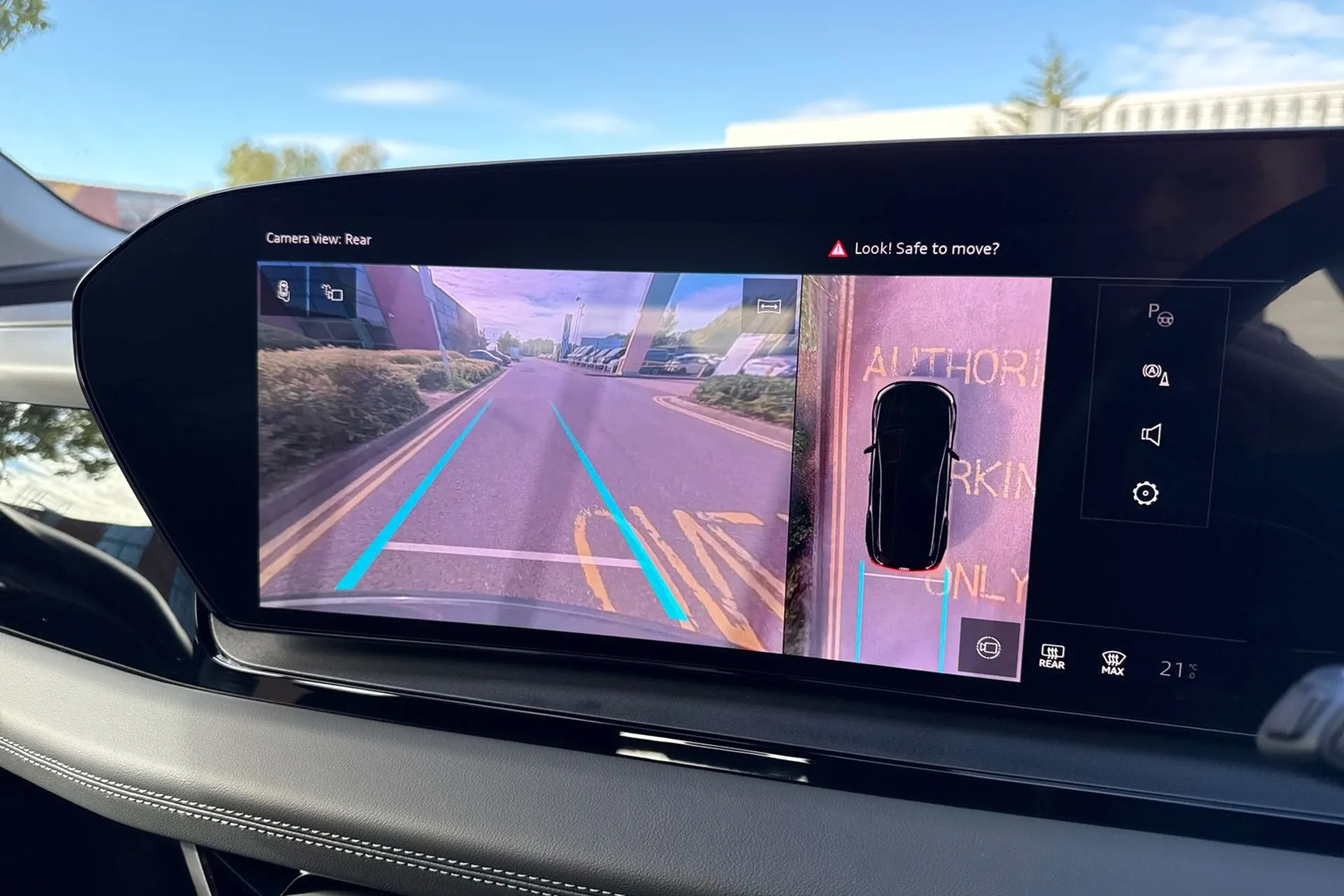 Audi Q6 thumbnail image number 4