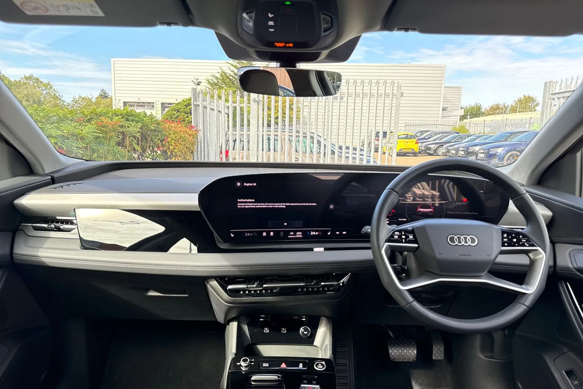 Audi Q6 thumbnail image number 3