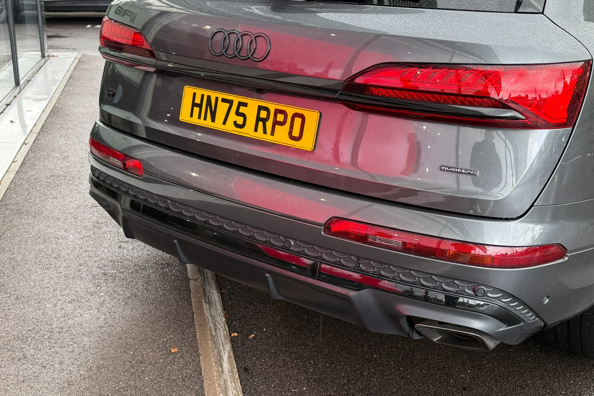 Audi Q7 thumbnail image number 24