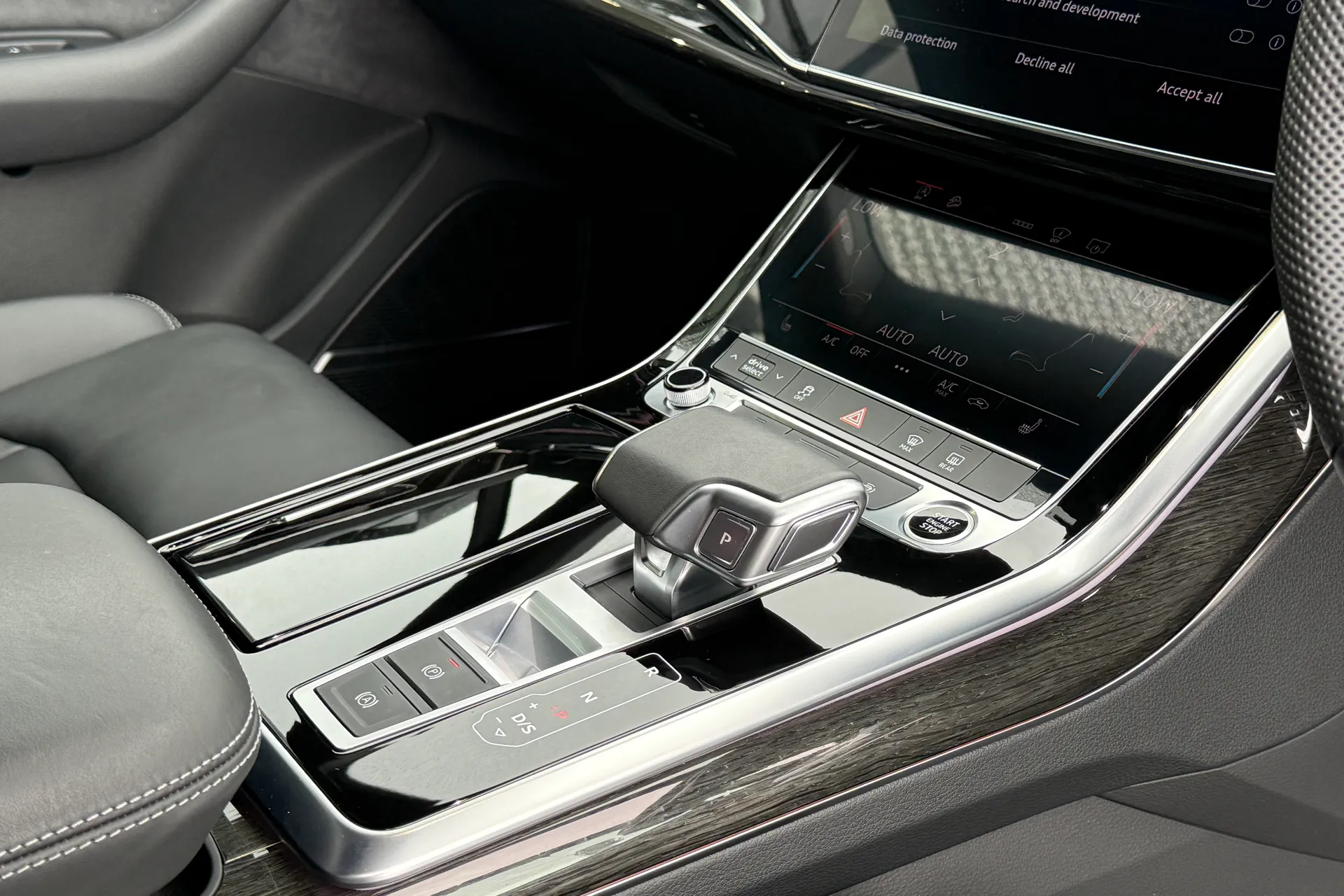 Audi Q7 thumbnail image number 48