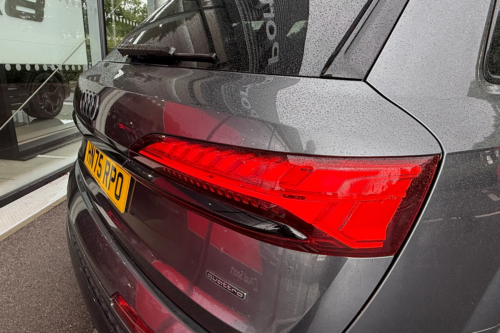 Audi Q7 thumbnail image number 40