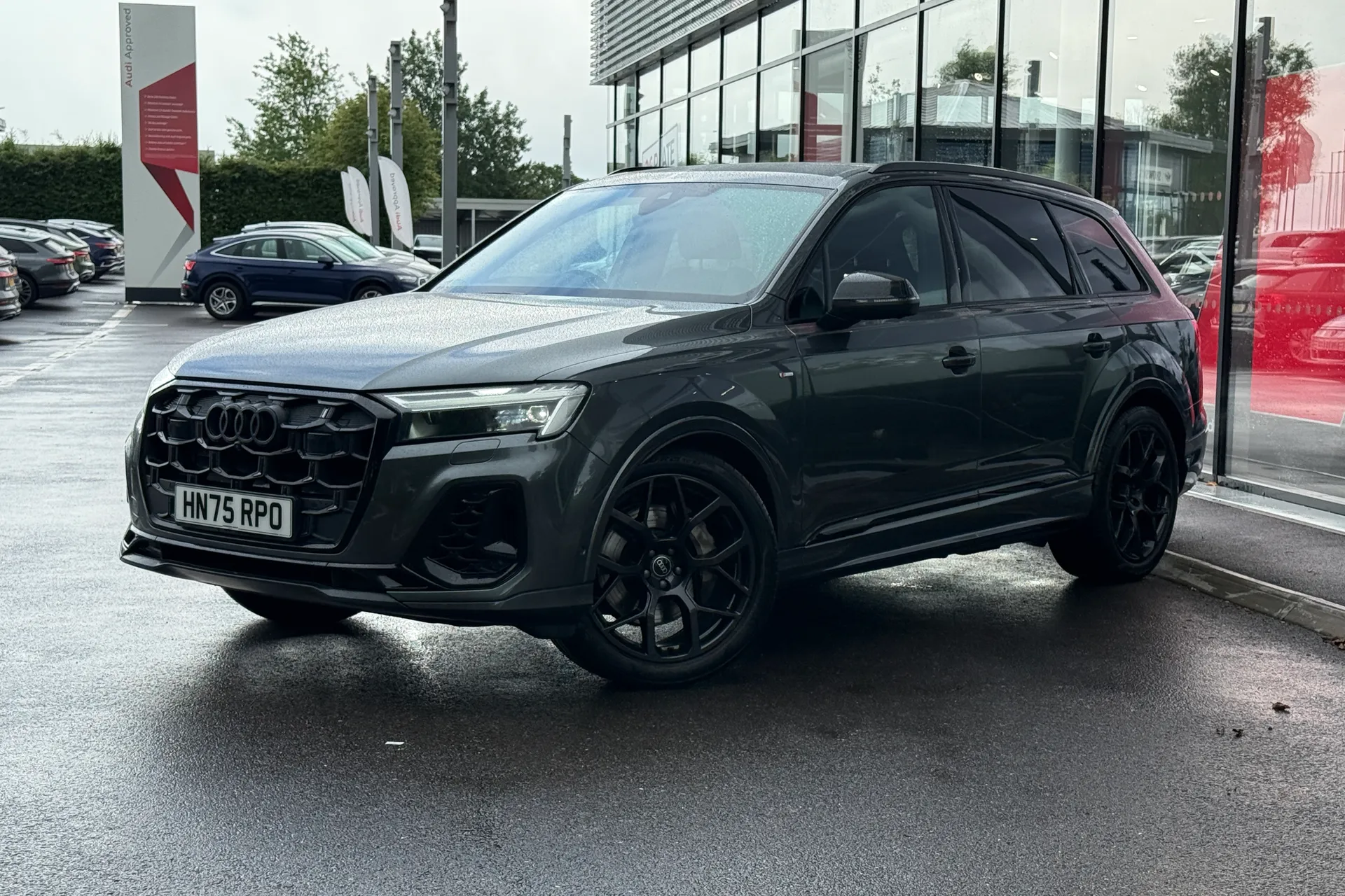 Audi Q7 thumbnail image number 13