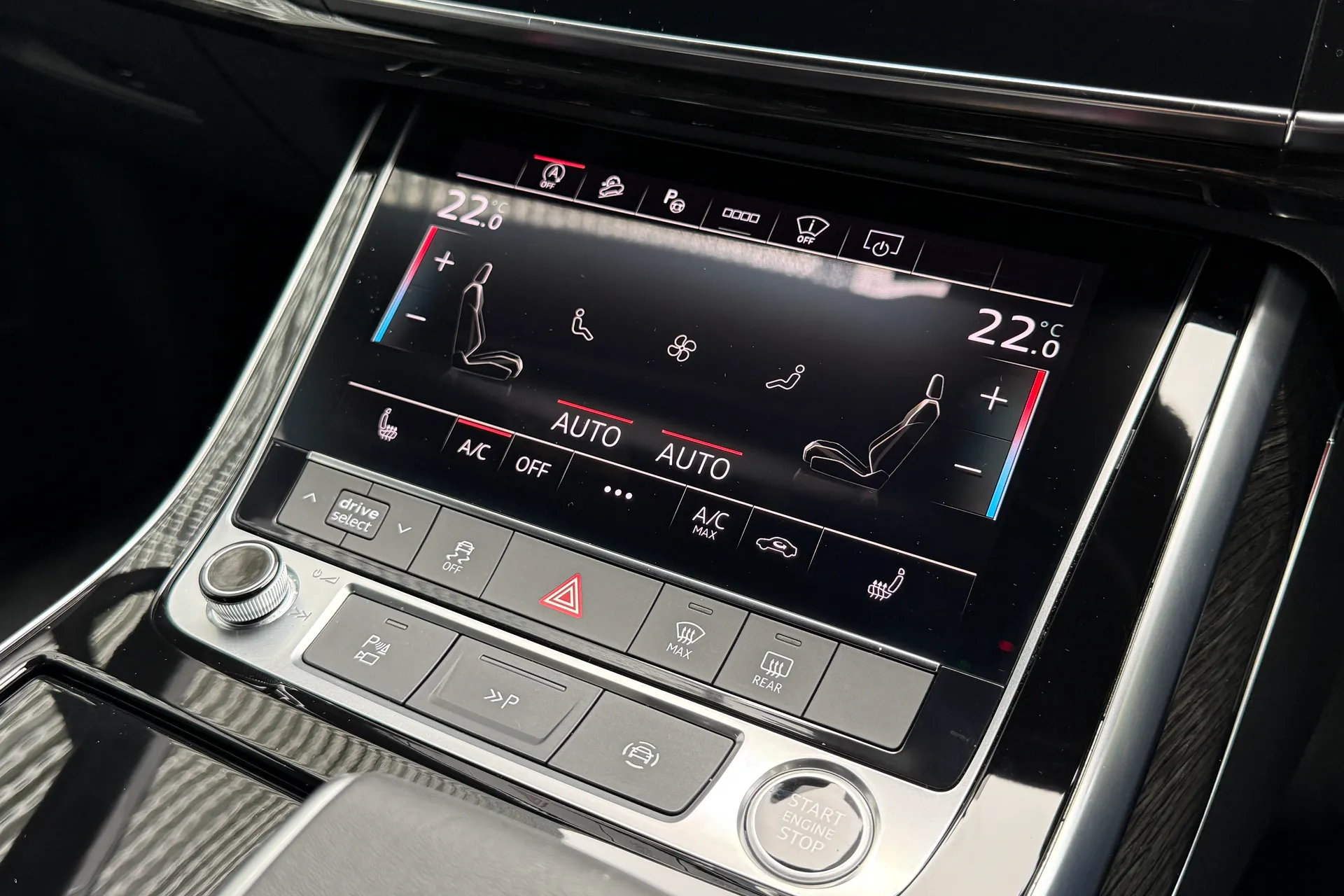Audi Q7 thumbnail image number 37