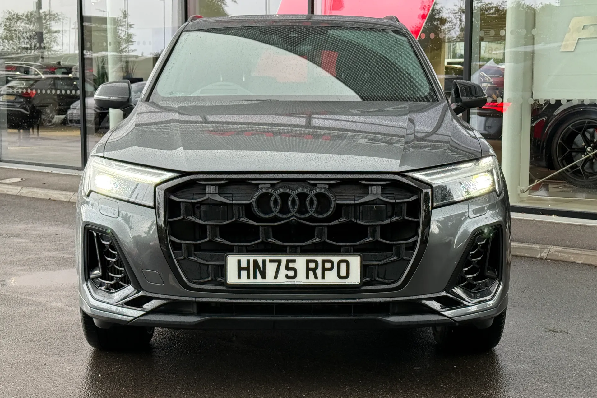 Audi Q7 thumbnail image number 7