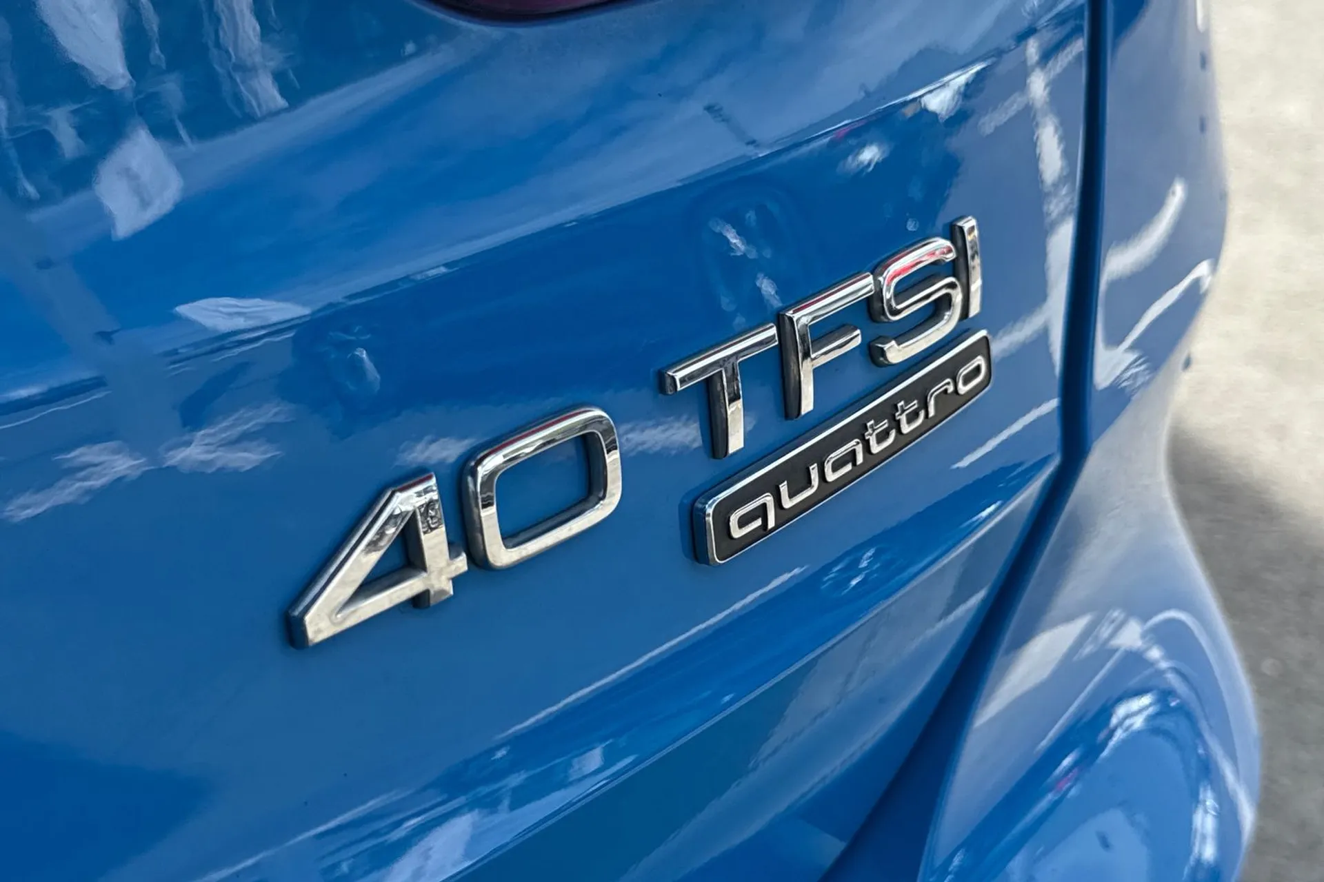 Audi Q3 thumbnail image number 23