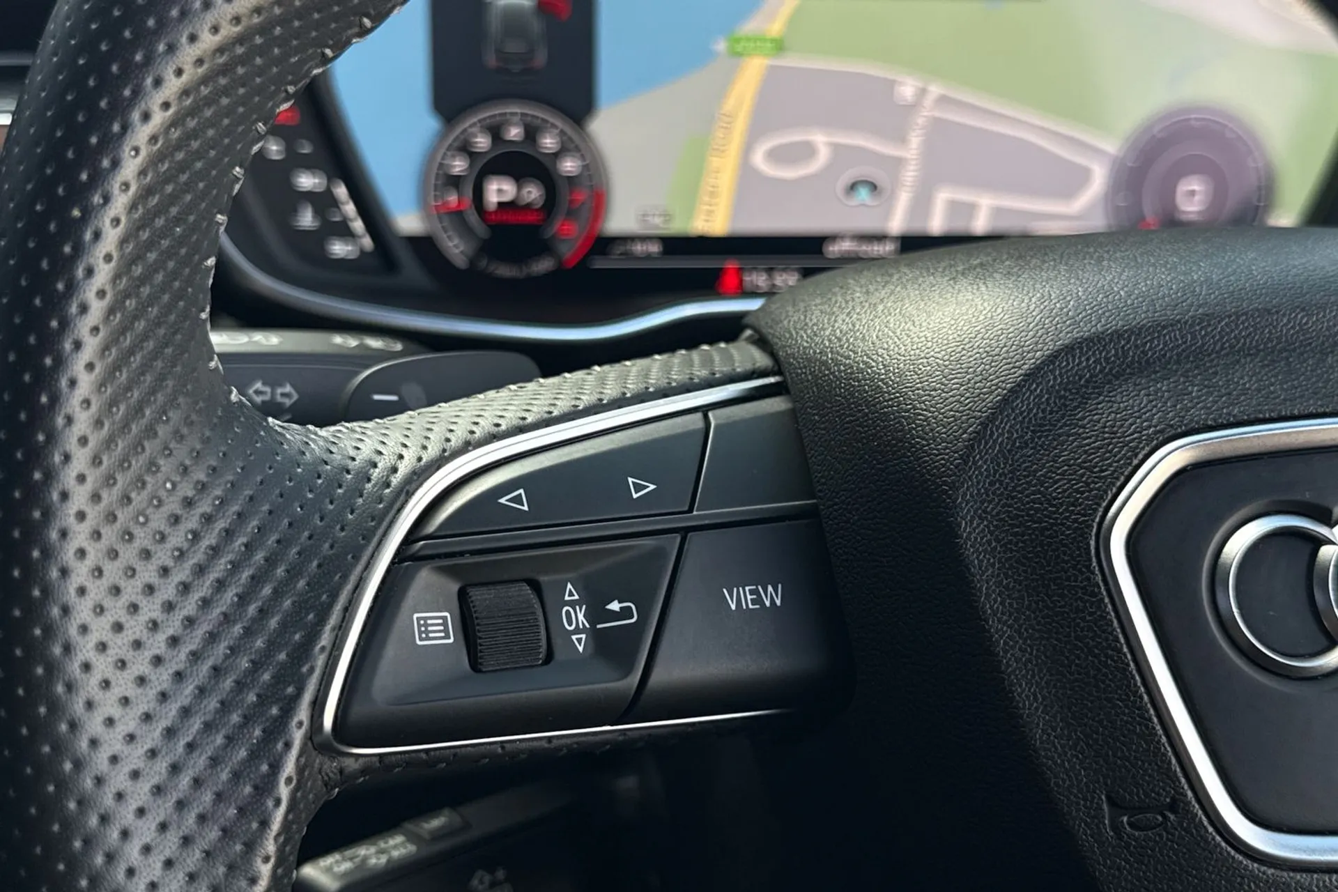 Audi Q3 thumbnail image number 39