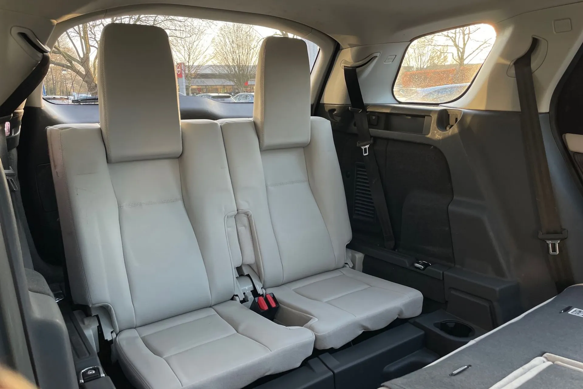 LAND ROVER DISCOVERY SPORT thumbnail image number 27